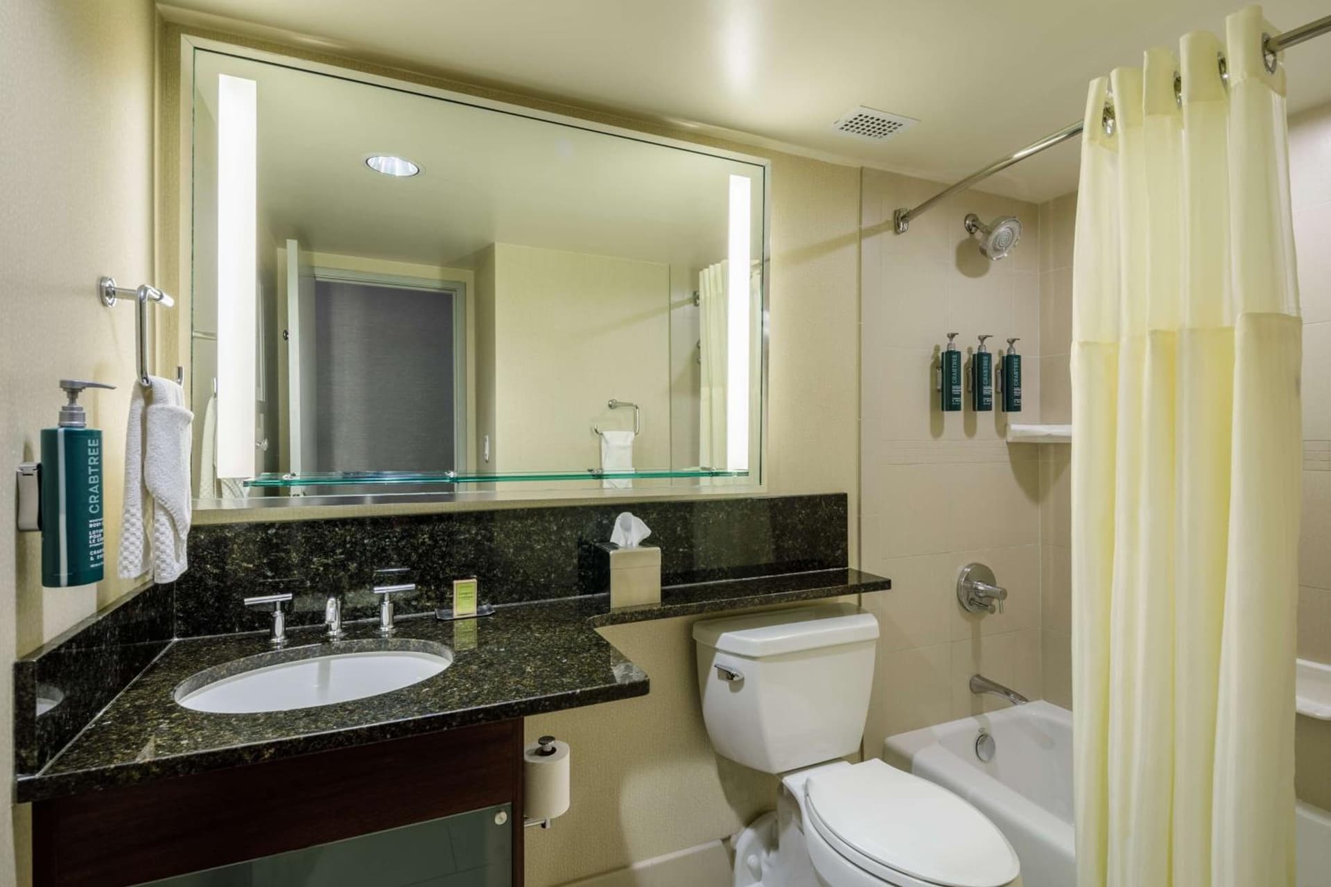 DoubleTree by Hilton Hotel Denver