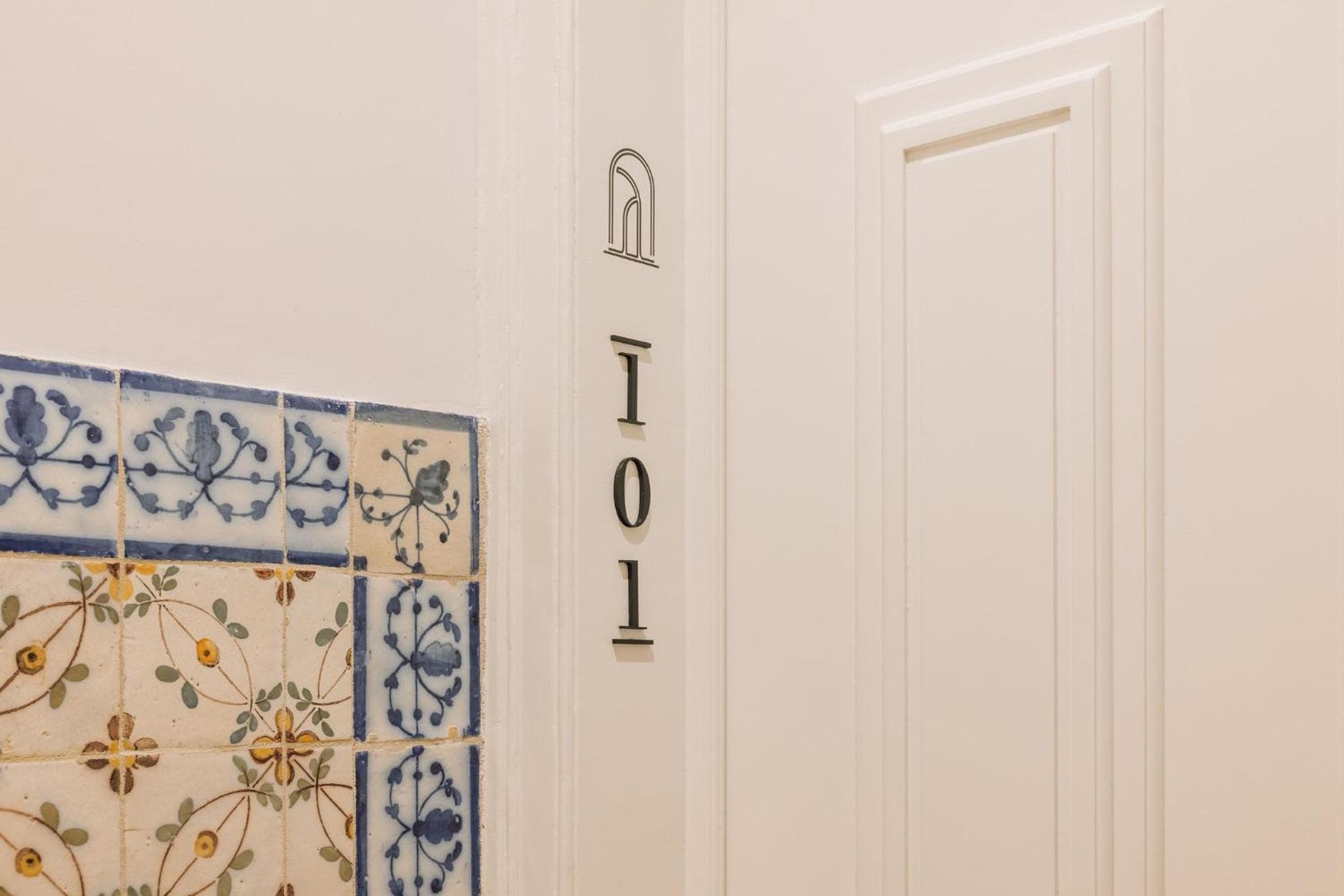 Ando Living - Madalena House