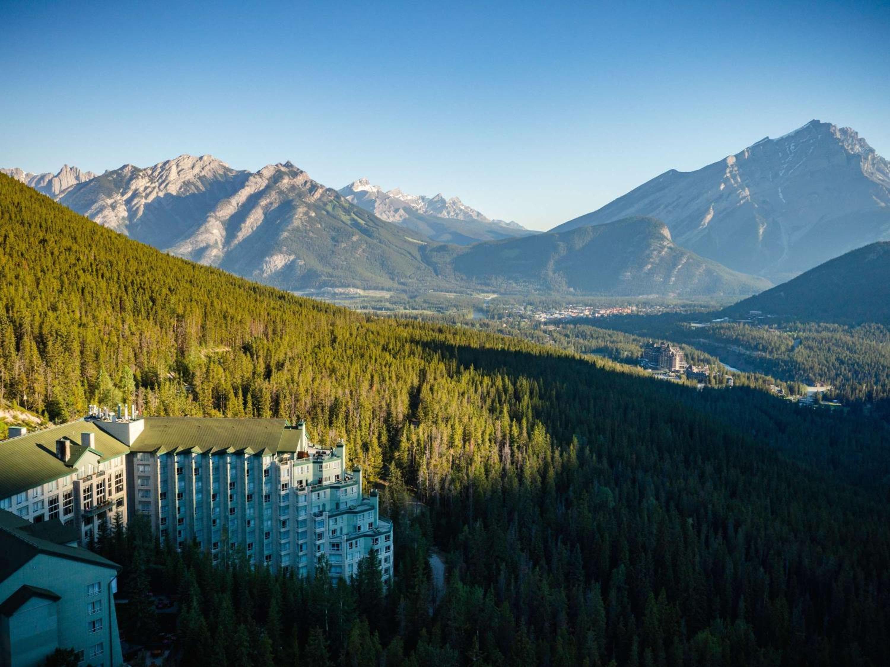 Rimrock Banff, Emblems Collection