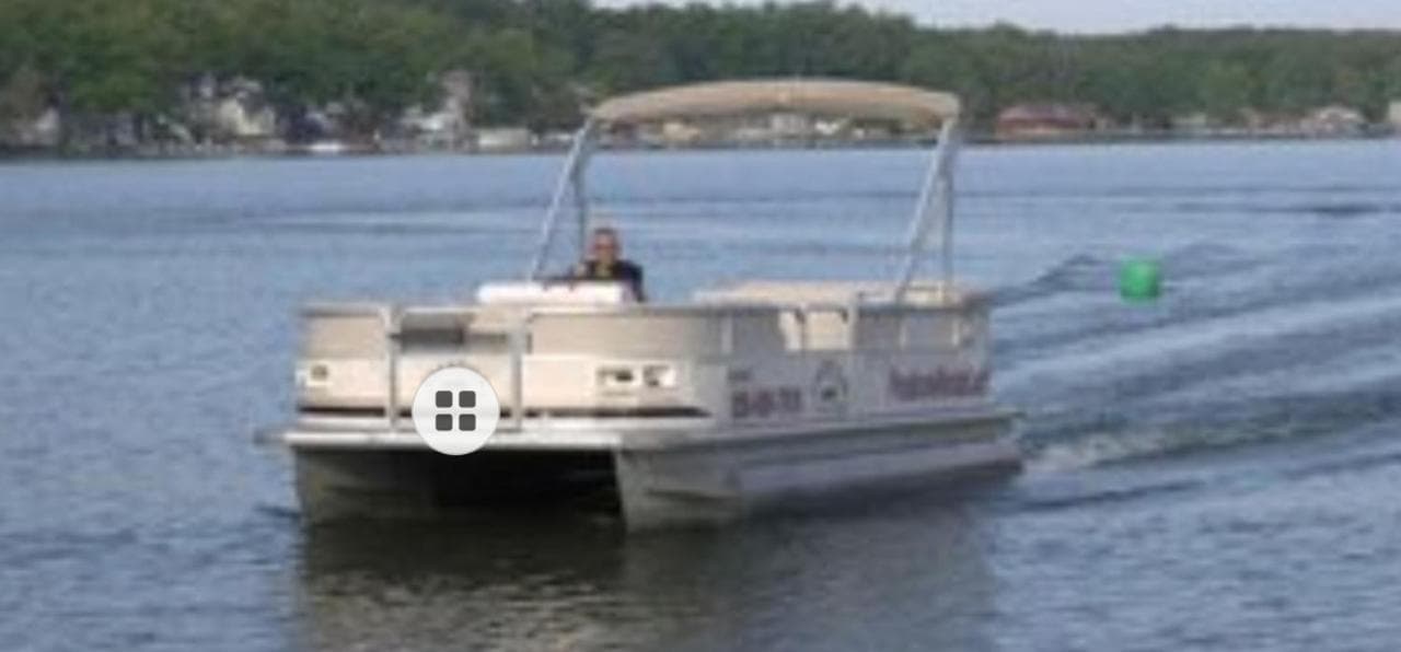 Campau Lake Sunshine cottage
