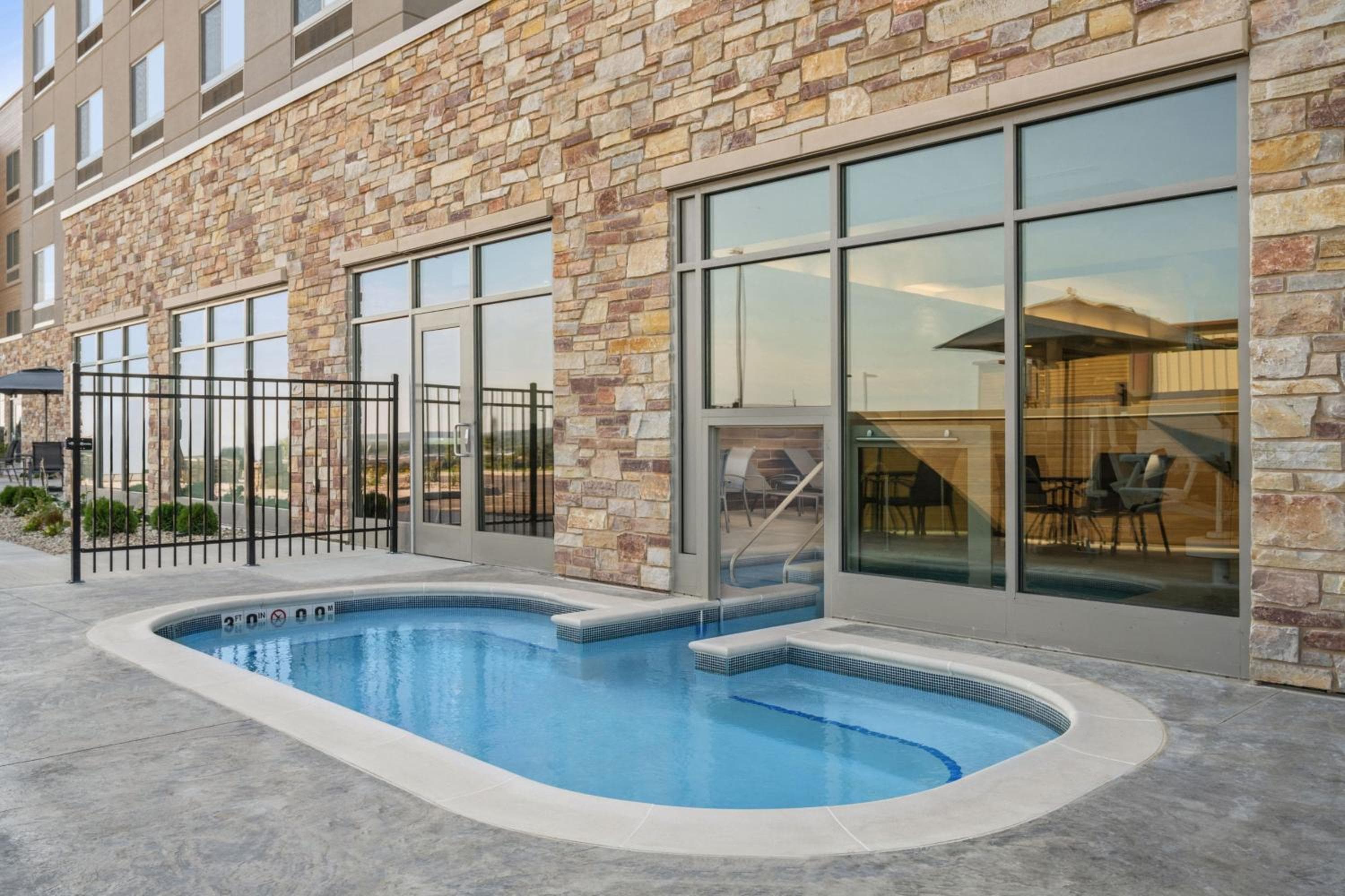 Fairfield by Marriott Inn & Suites Baraboo