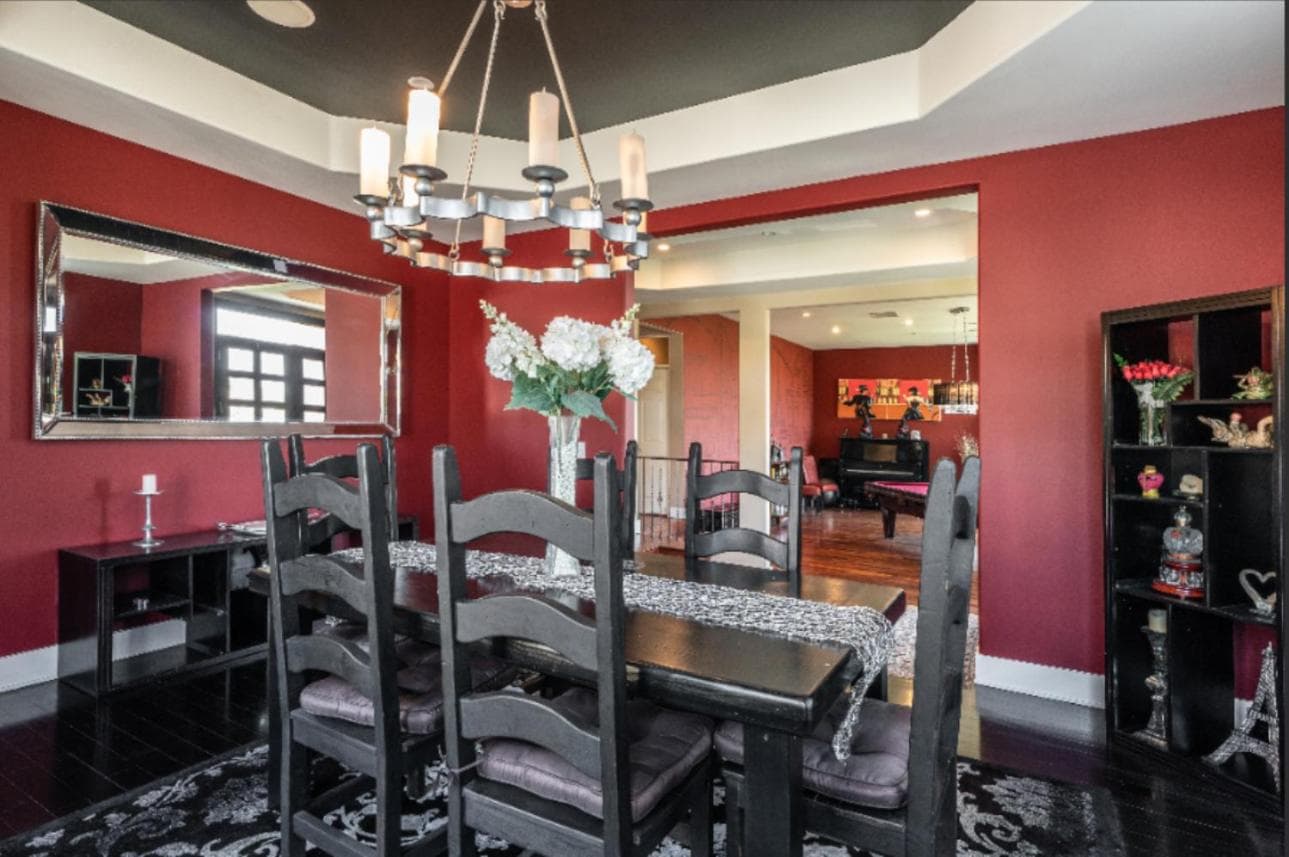 Hills of Studio City, your serene home away from Home