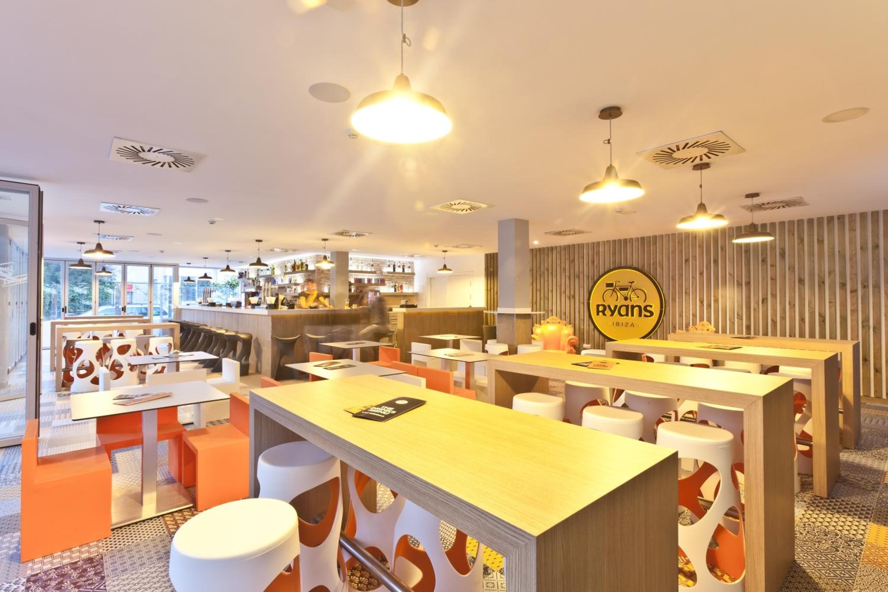 Ryans Ibiza Apartments - Only Adults