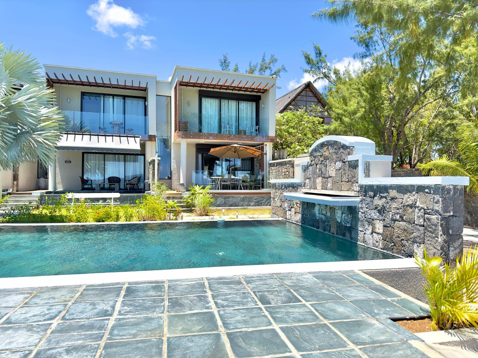 Idyllic Beach Apartment