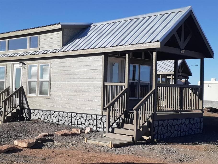 093 Star Gazing Tiny Home nr Grand Canyon South Rim Sleeps 8
