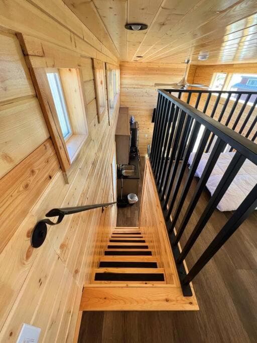 093 Star Gazing Tiny Home nr Grand Canyon South Rim Sleeps 8