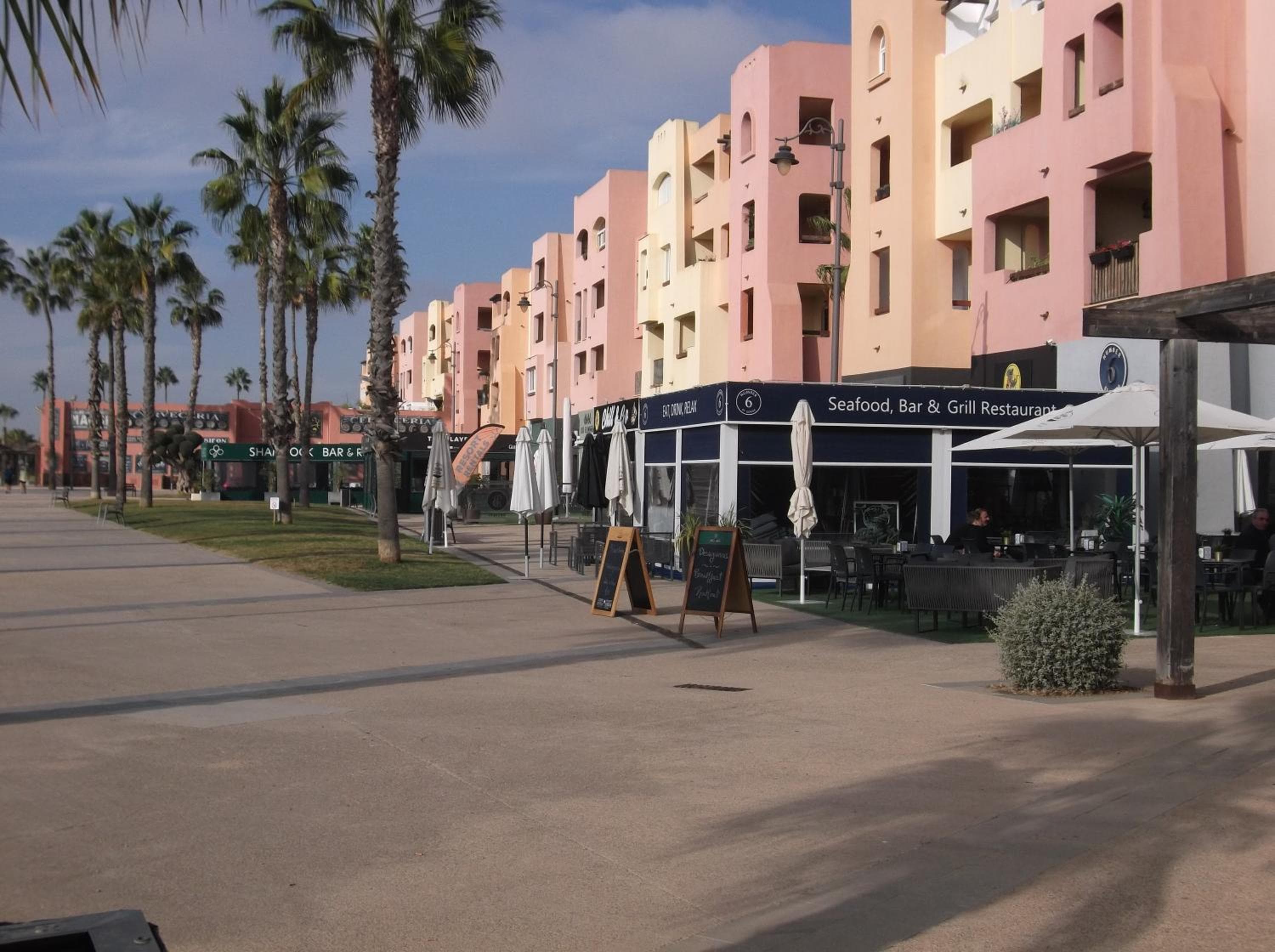 Superb luxurious groundfloor 1 bedroom app on Mar Menor golf resort