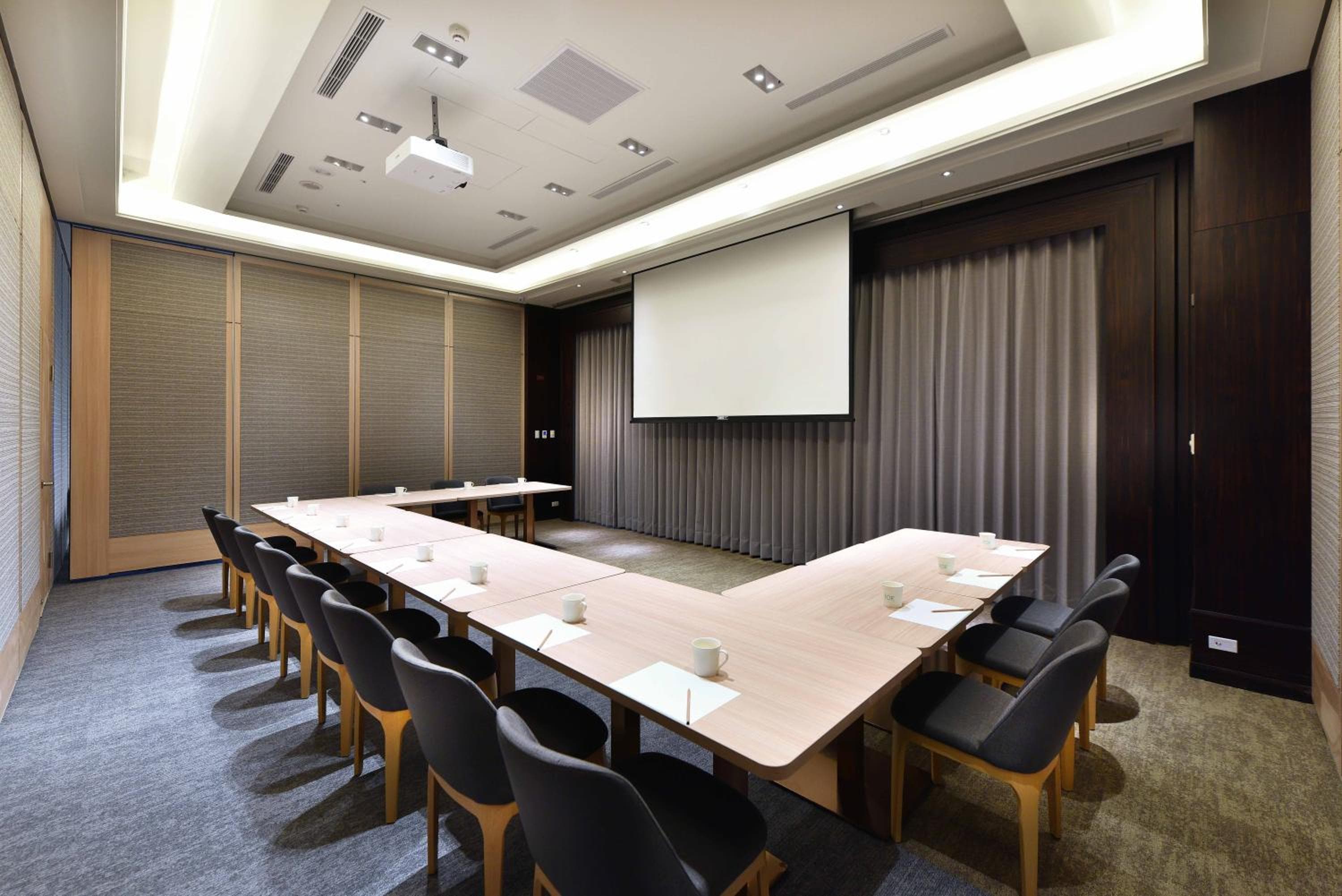 Fullon Poshtel - Linkou