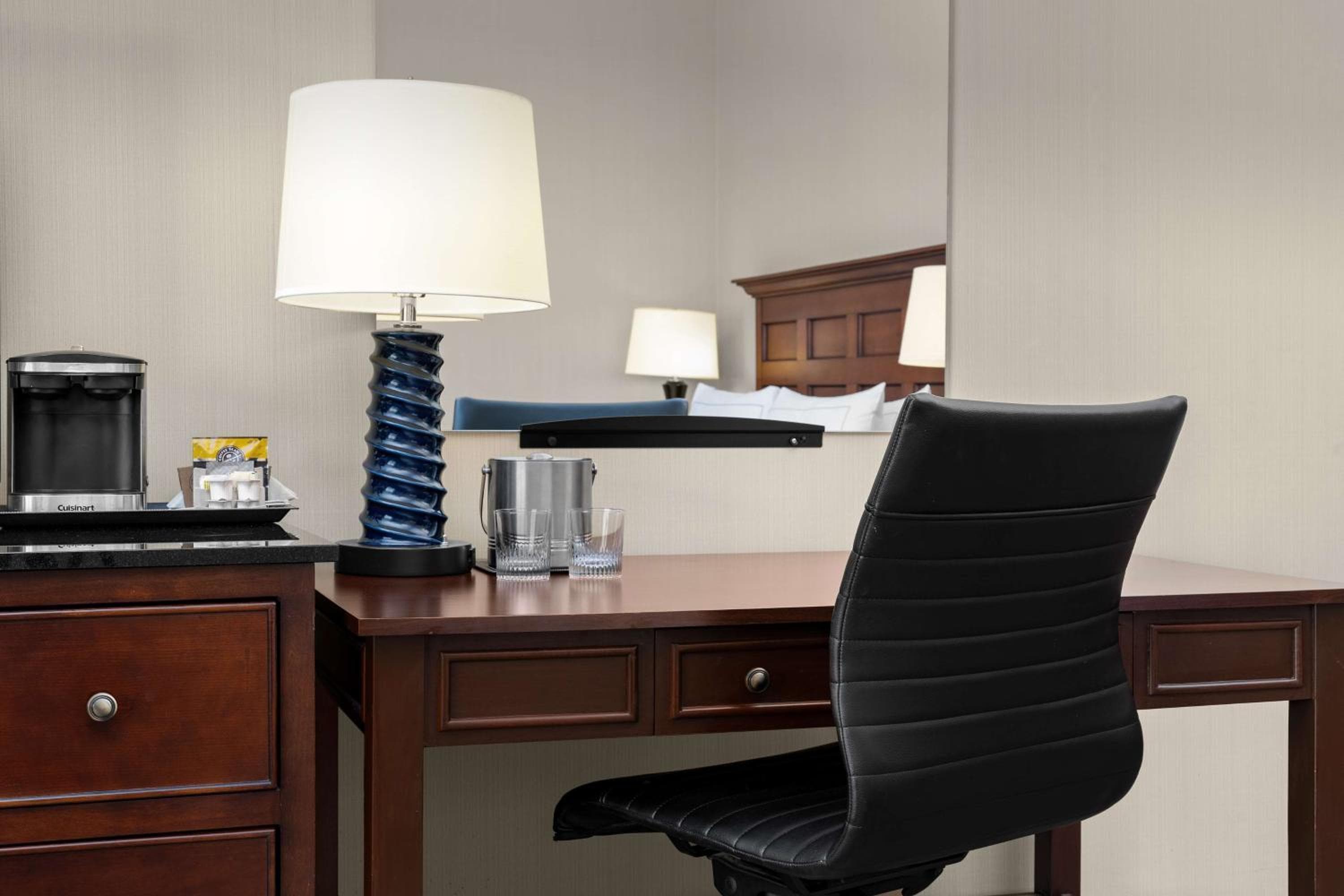 DoubleTree by Hilton Chicago O'Hare Airport-Rosemont