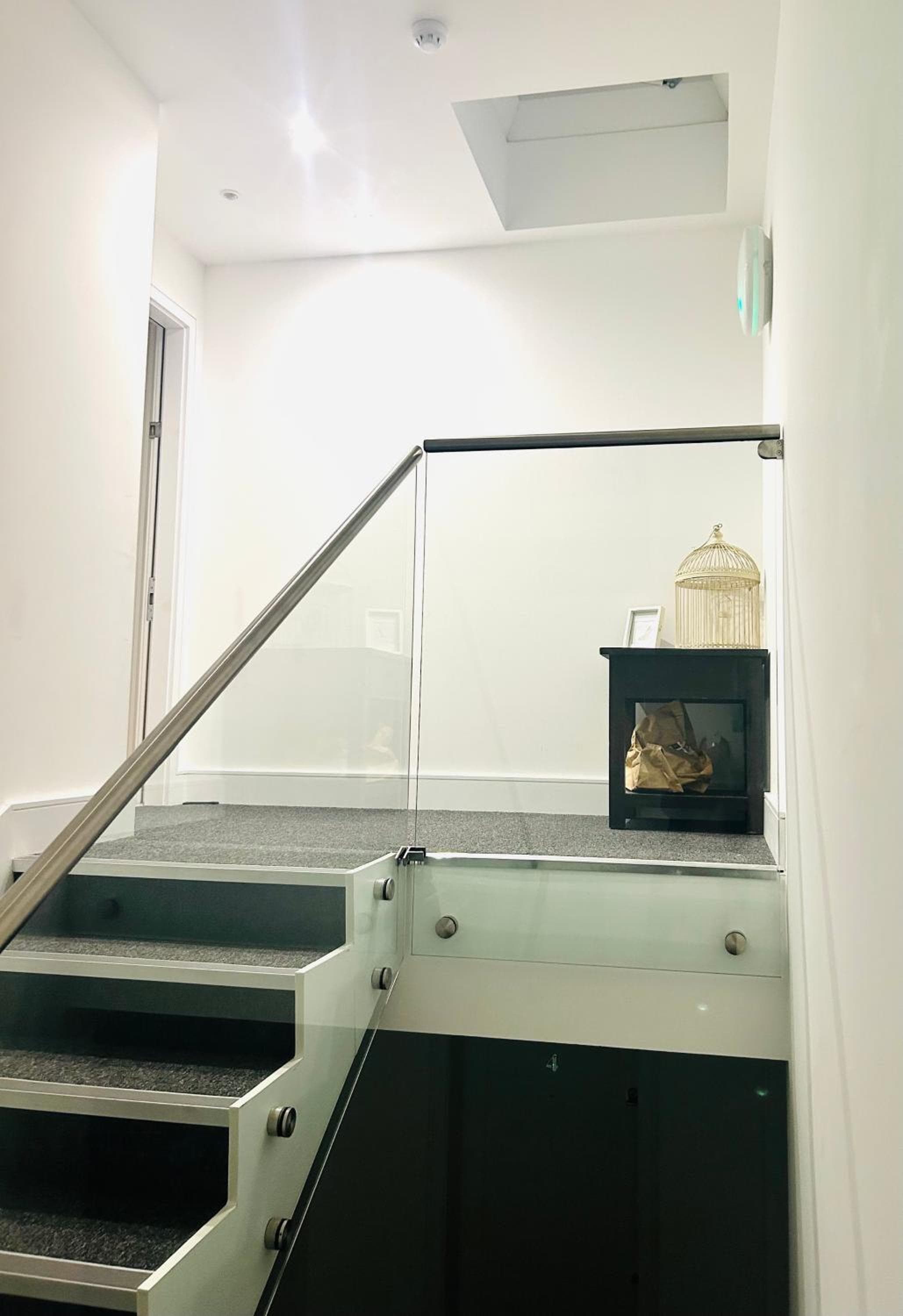 The Penthouse Double Bedroom for Rent Use of kitchen