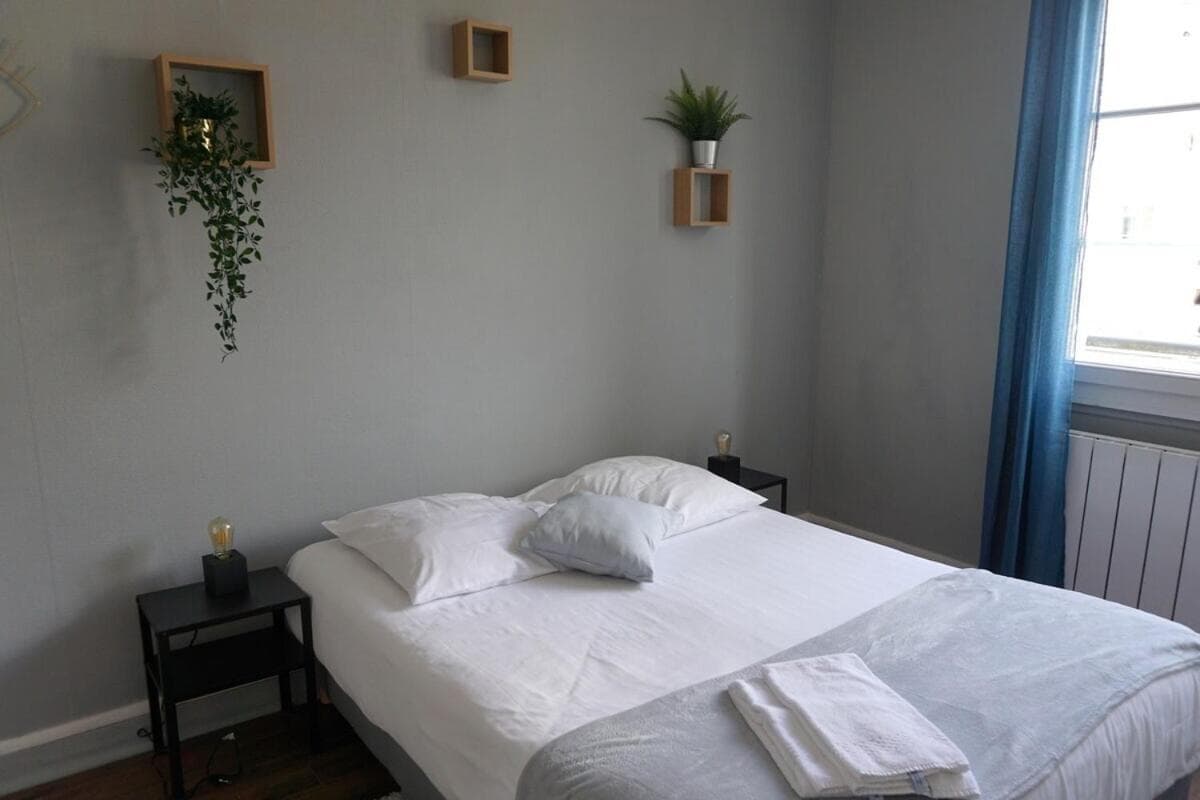 3 Bedrooms - Spacious and friendly - City Center