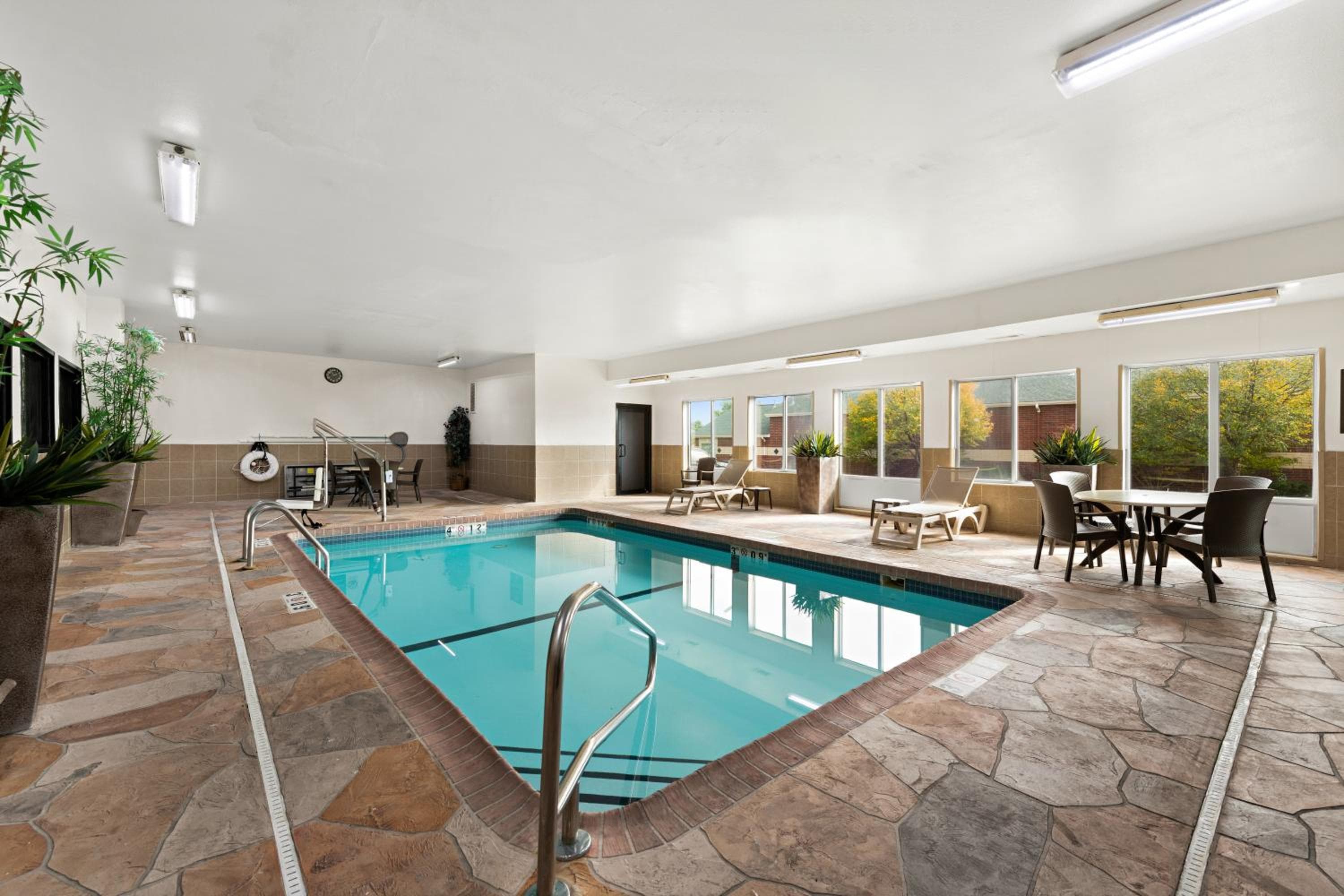 Comfort Suites Kansas City-Liberty