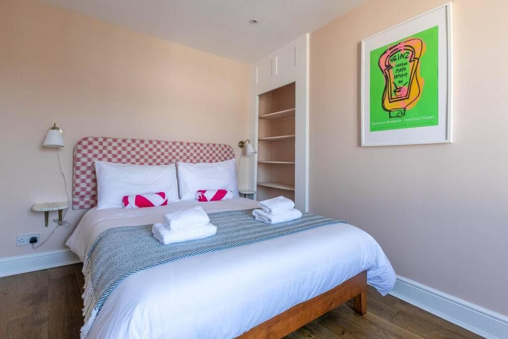 Palm Heights - top floor luxury flat