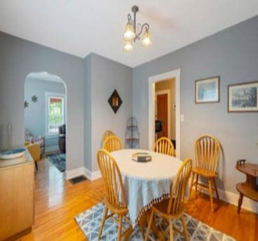 Comfy Cuse home close to SU