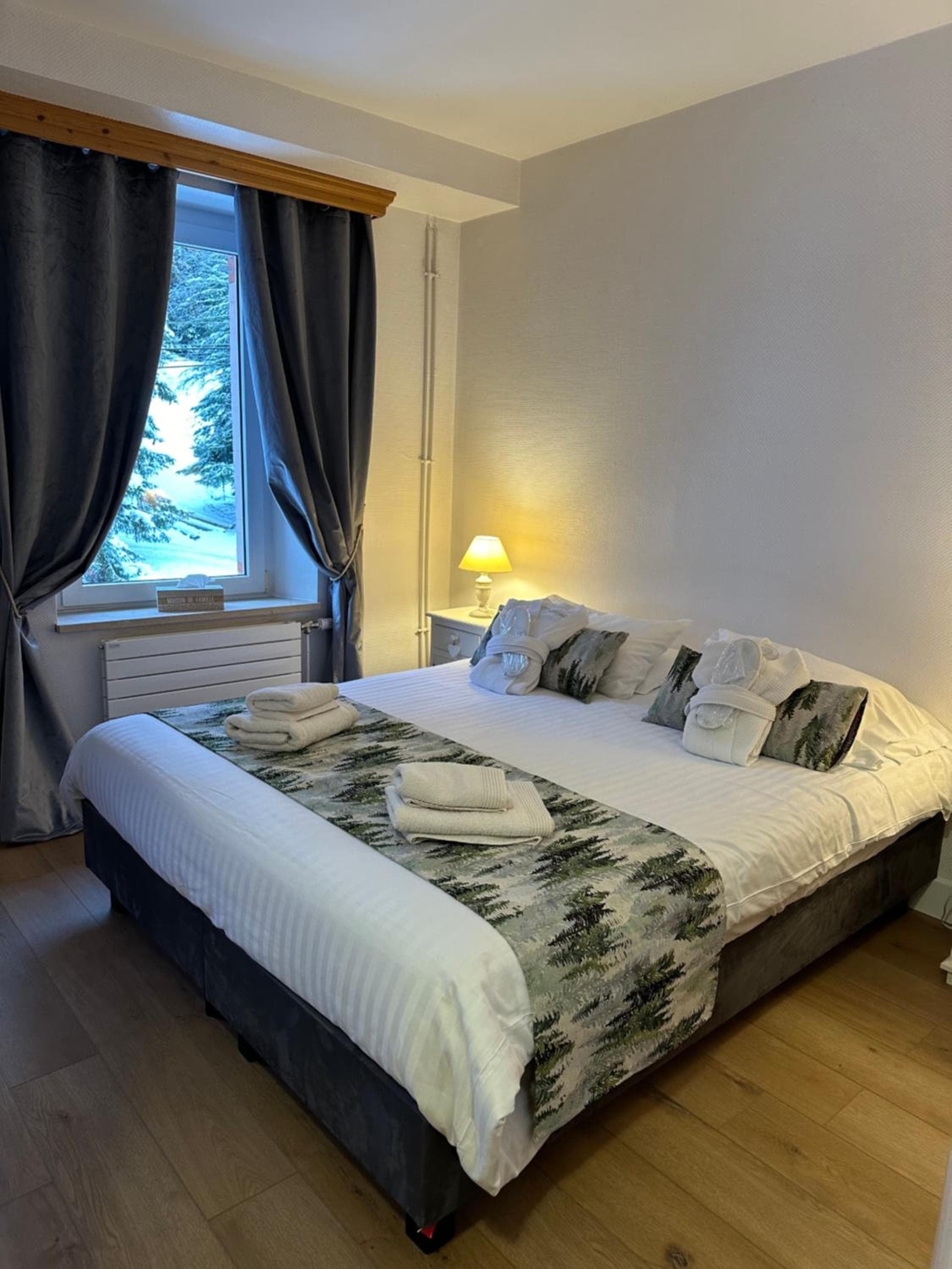 Maison La Devinière - sauna et spa compris accessibles toute l'année