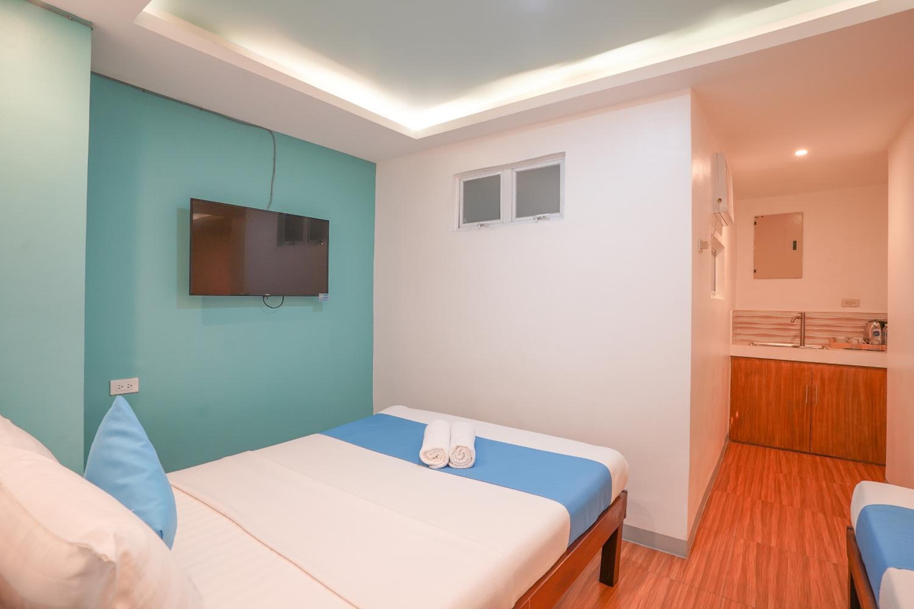 Arzo Hotel Premier