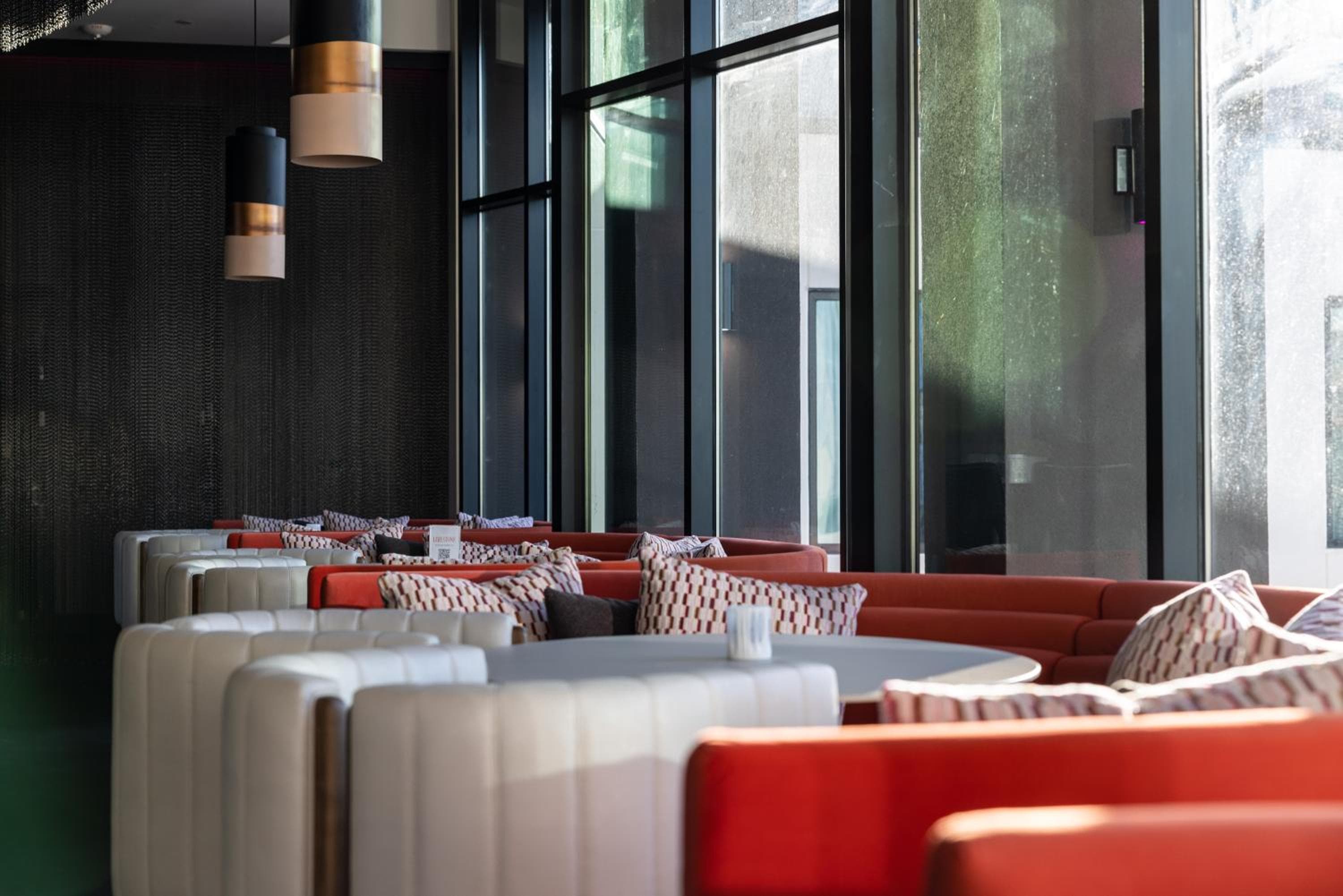 Cambria Hotel Austin Downtown
