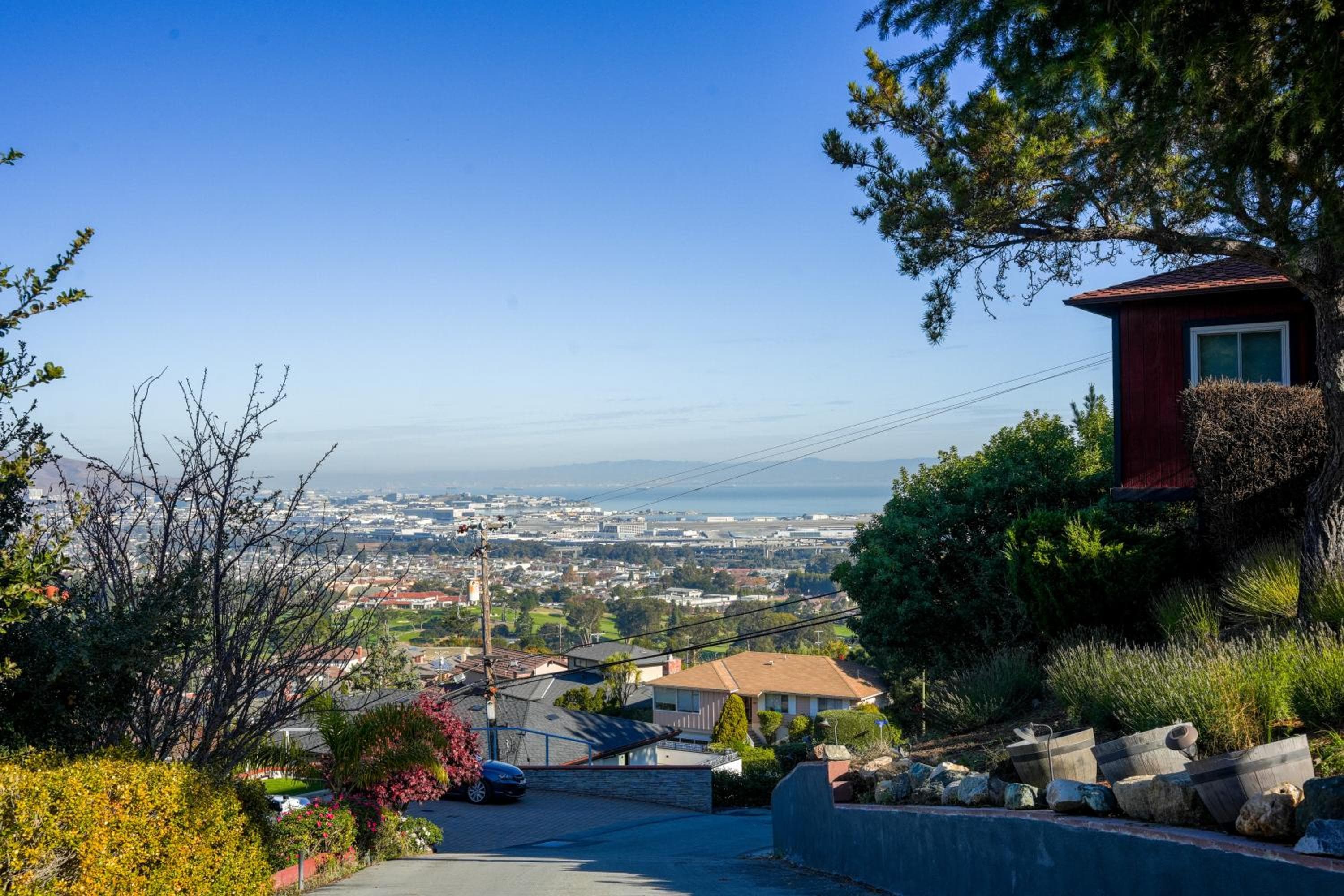 Relaxing Home With SF Bay View