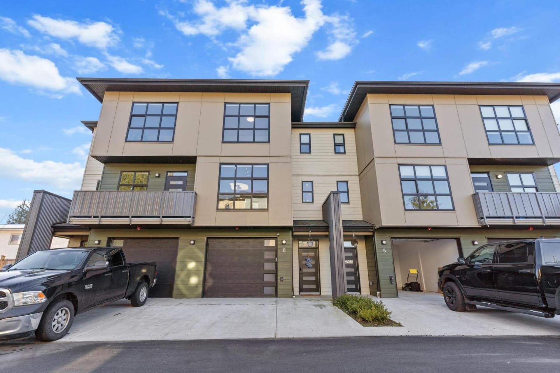 Gorgeous Chilliwack Gem Suite