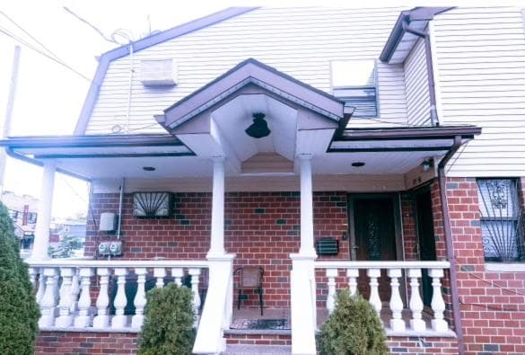 Chic modern bedroom 5 mins from JFK
