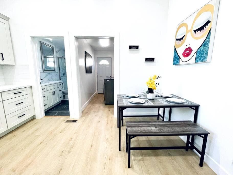 456A - San Jose Downtown Spacious 1br Home/Parking/WIFI