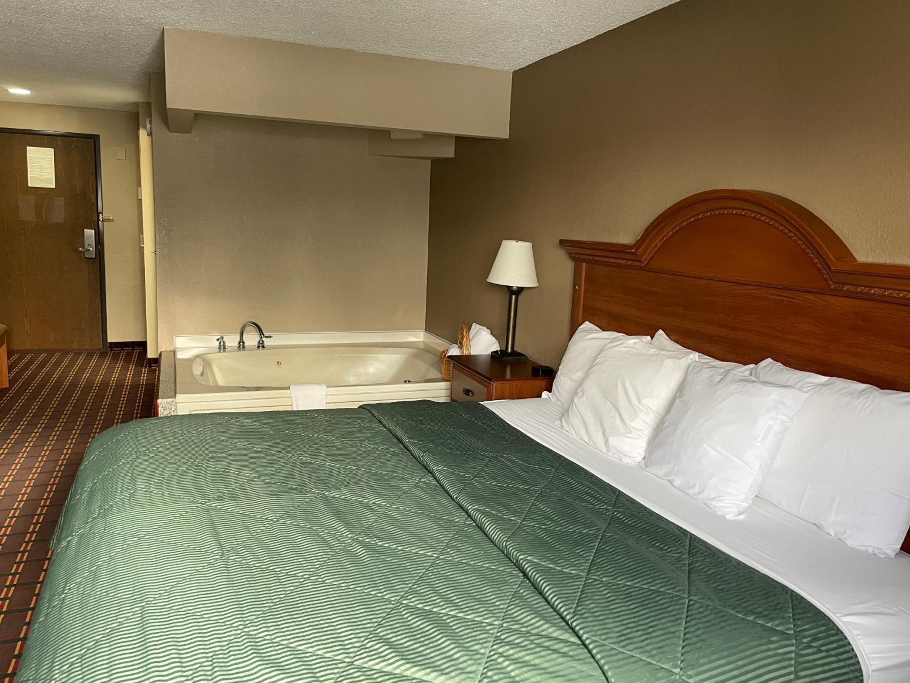 Days Inn by Wyndham Sault Ste Marie MI