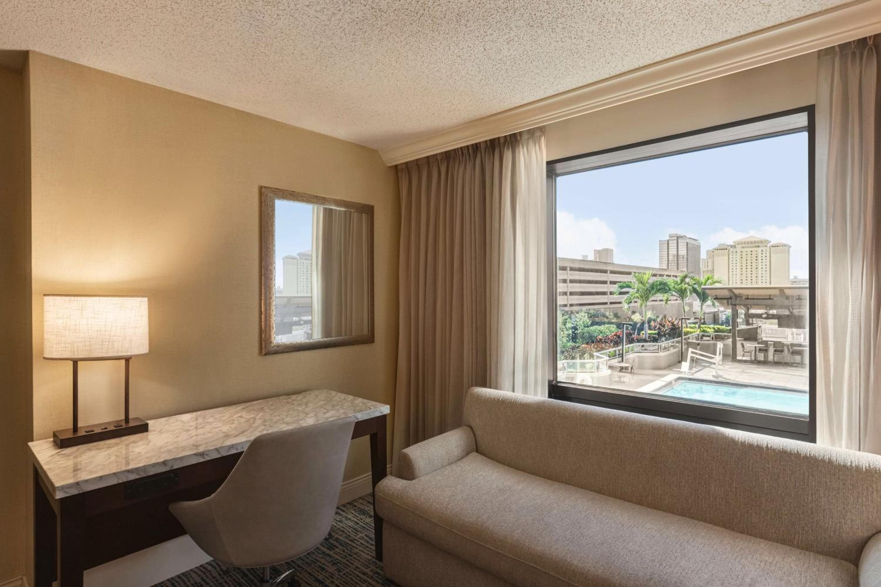 Hilton Tampa Downtown