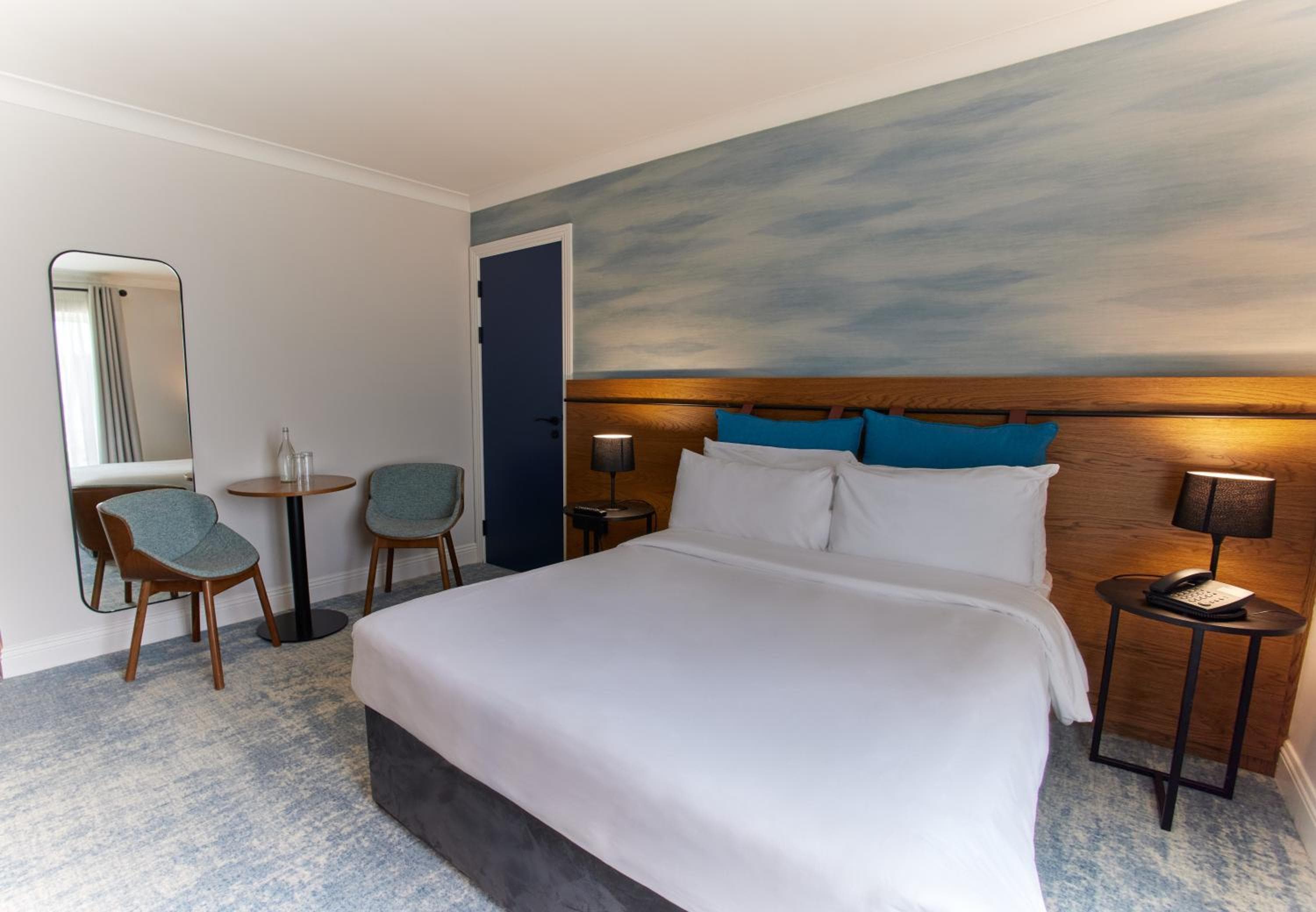 Waterford Marina Hotel
