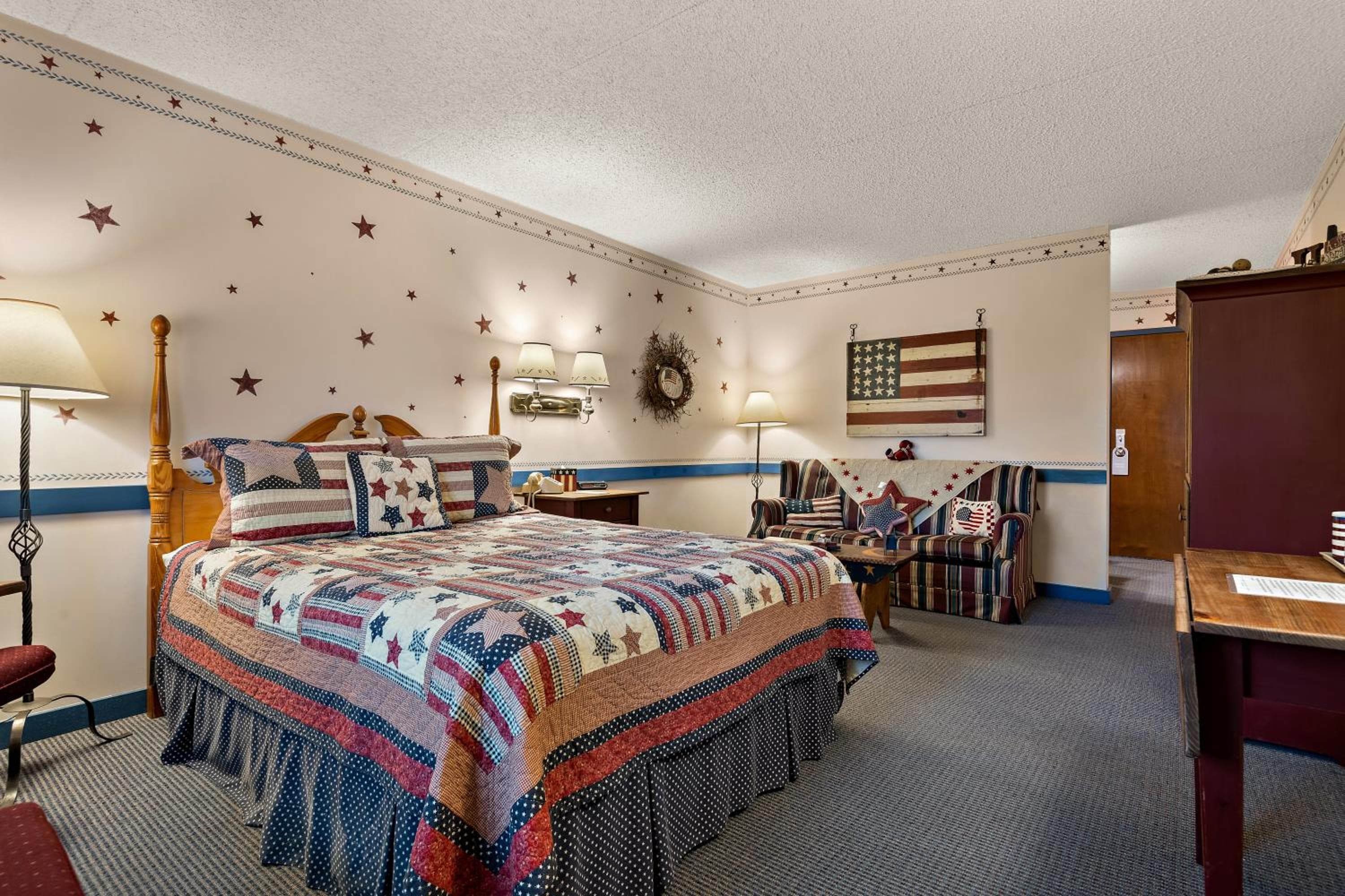 Country Living Inn