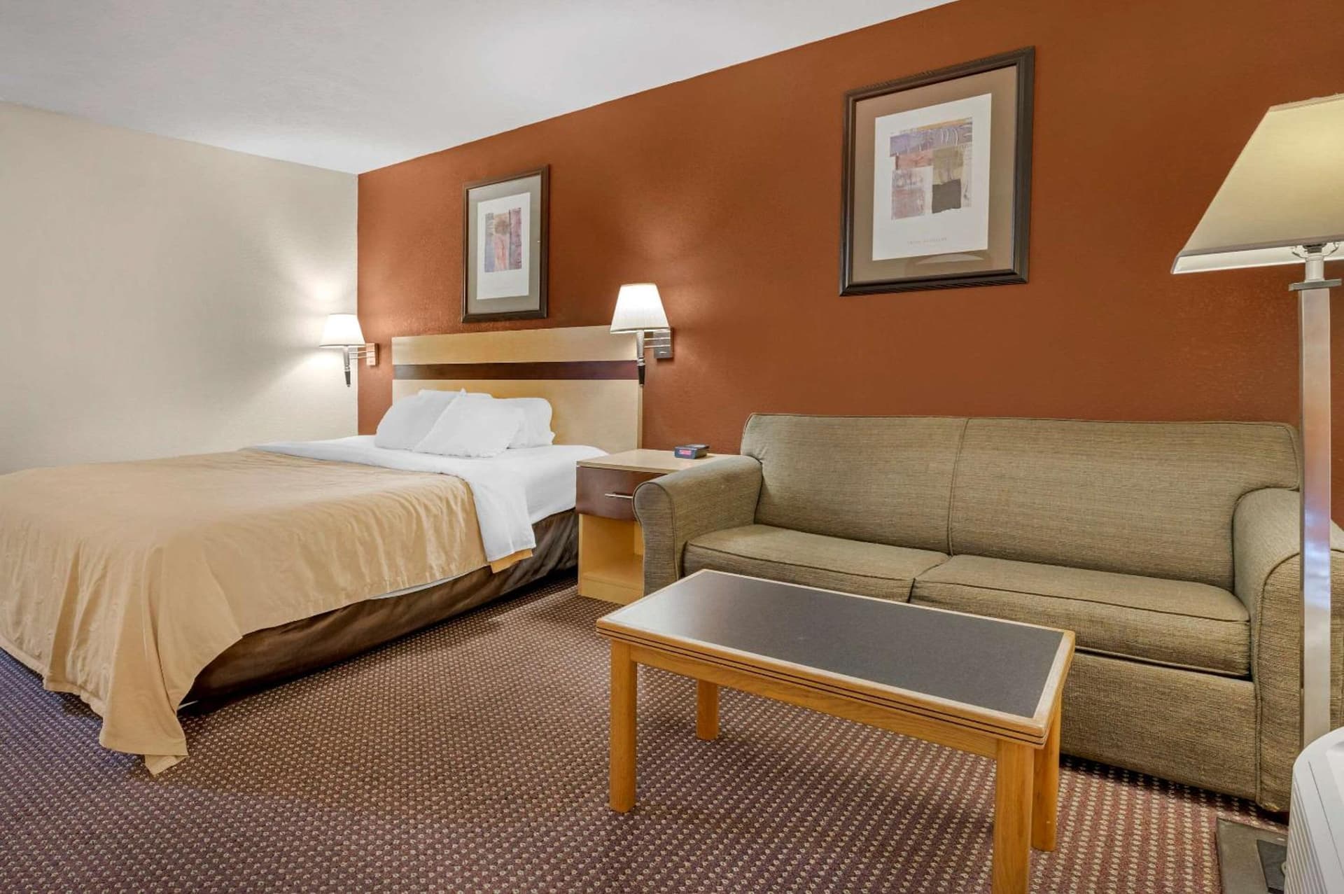 Quality Inn & Suites South-Obetz