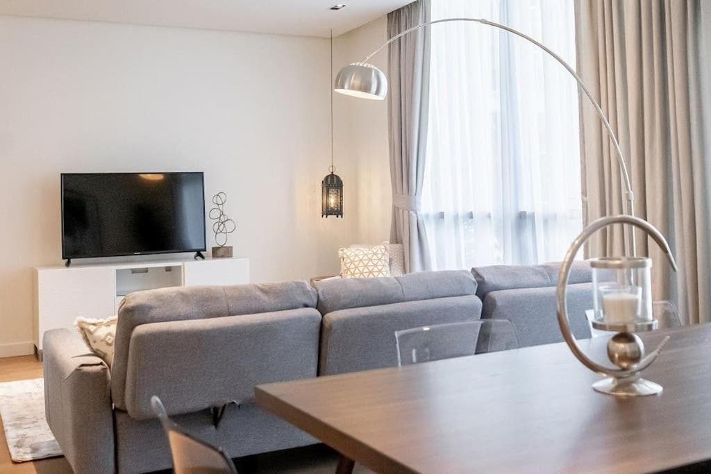 HiGuests - Magnificent Apt with Panoramic Views All Around