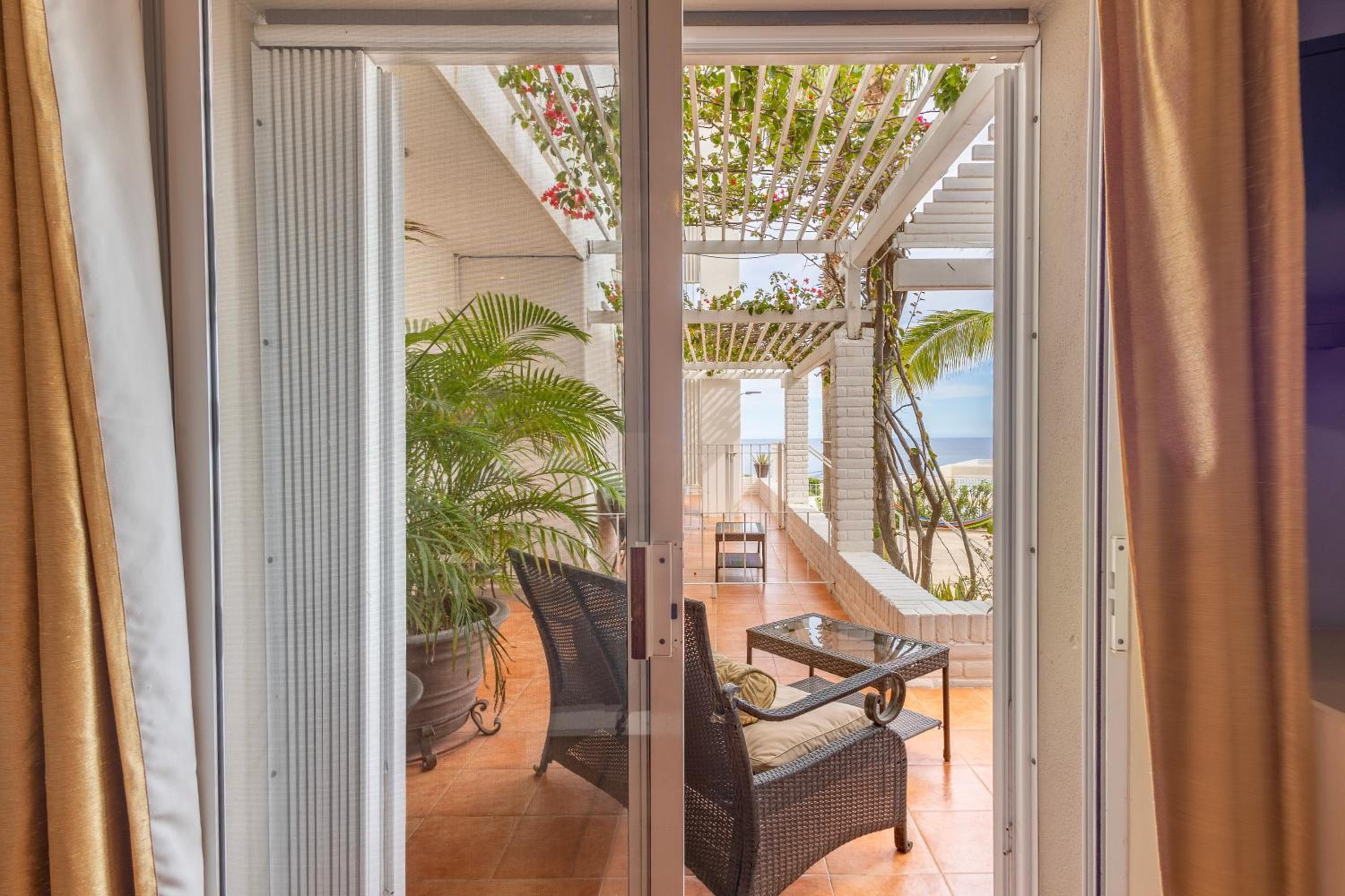 MariaMar Suites