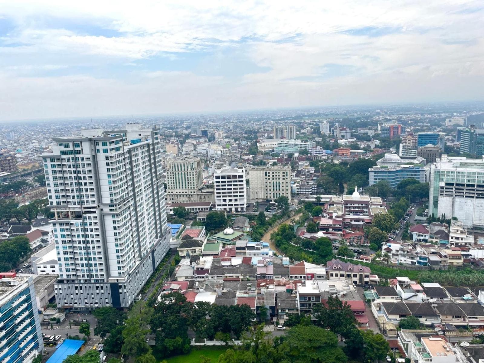 1Br 2-4 pax Podomoro overlooking Medan city