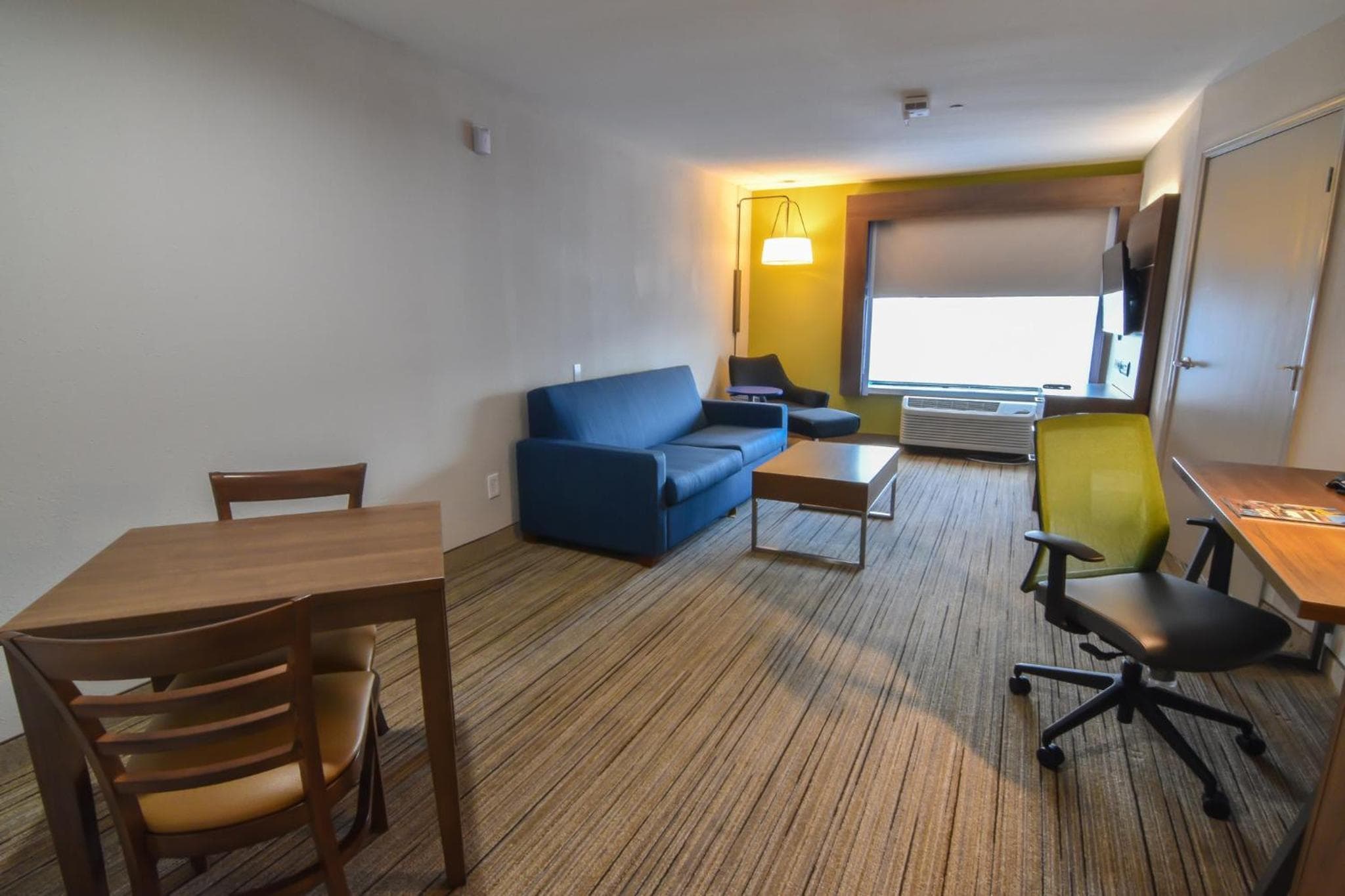 Holiday Inn Express & Suites - Indianapolis Northwest by IHG
