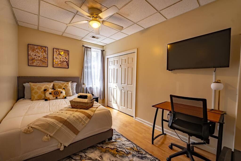 Brand New Cozy 2B & 1B I Downtown Wifi I Free Parking