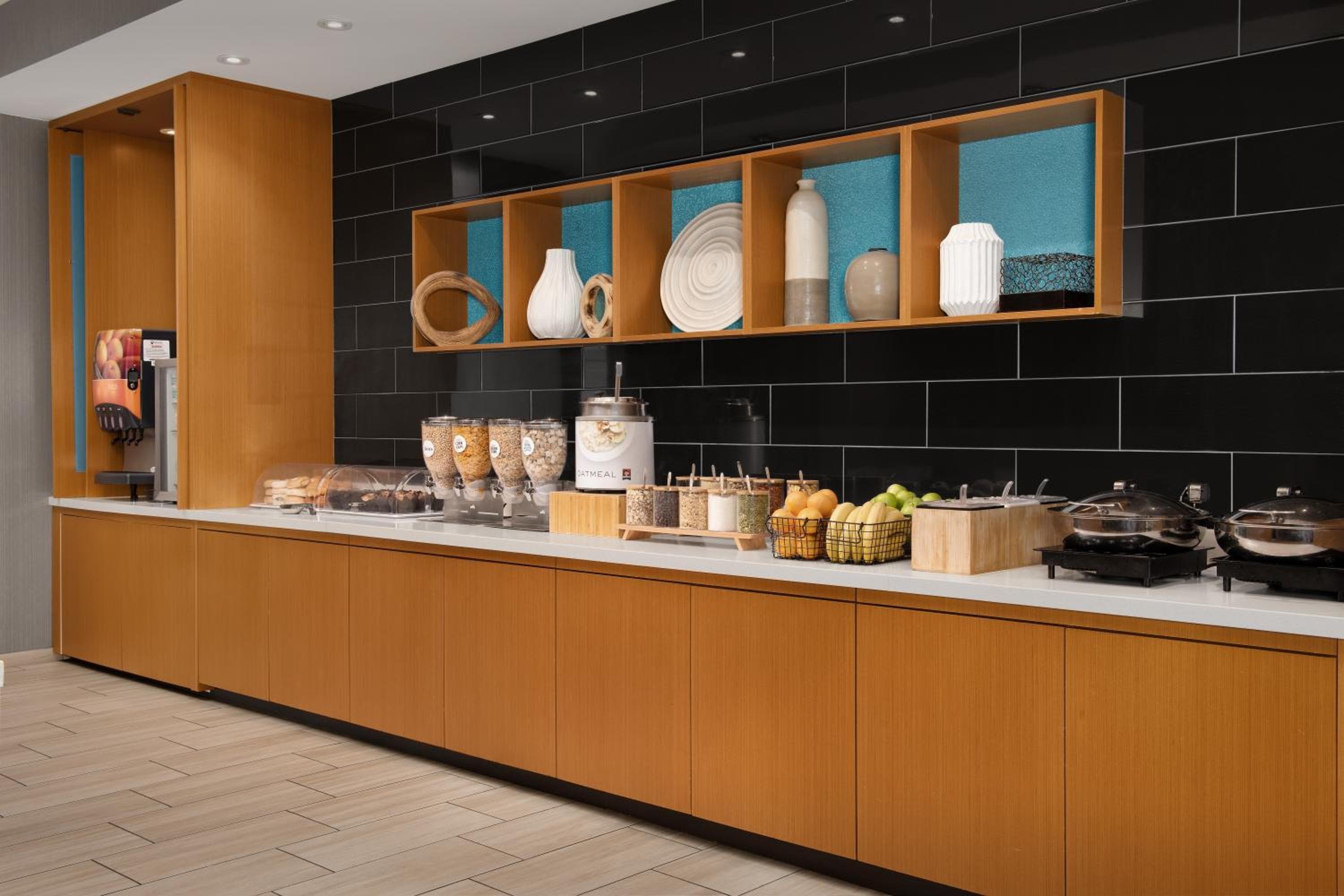 SpringHill Suites By Marriott Charleston Airport & Convention Center