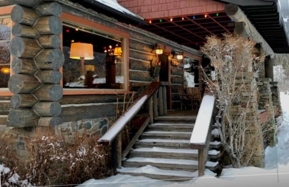 MDW Chief Joseph Rustic Log Home