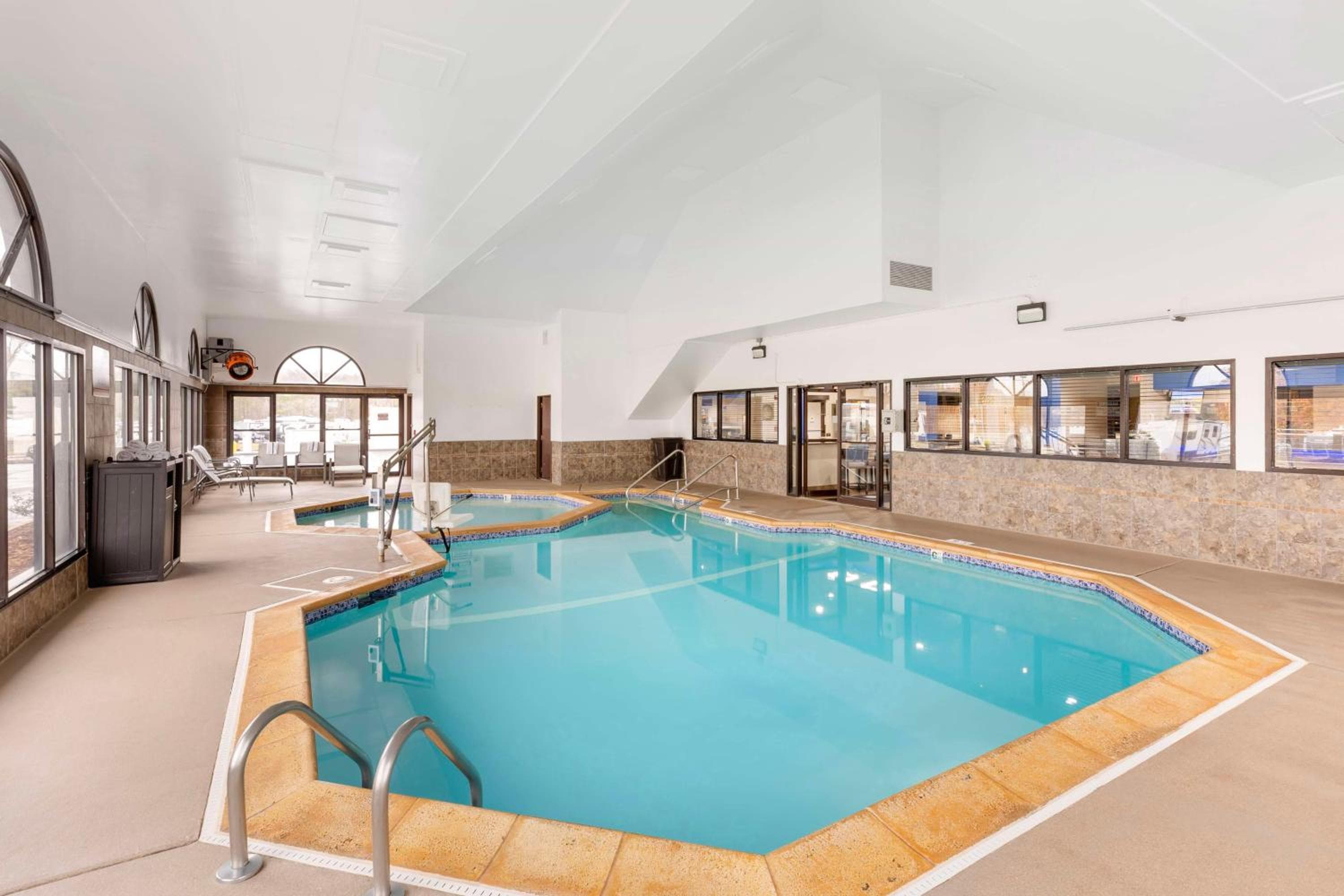 Best Western St. Louis Inn