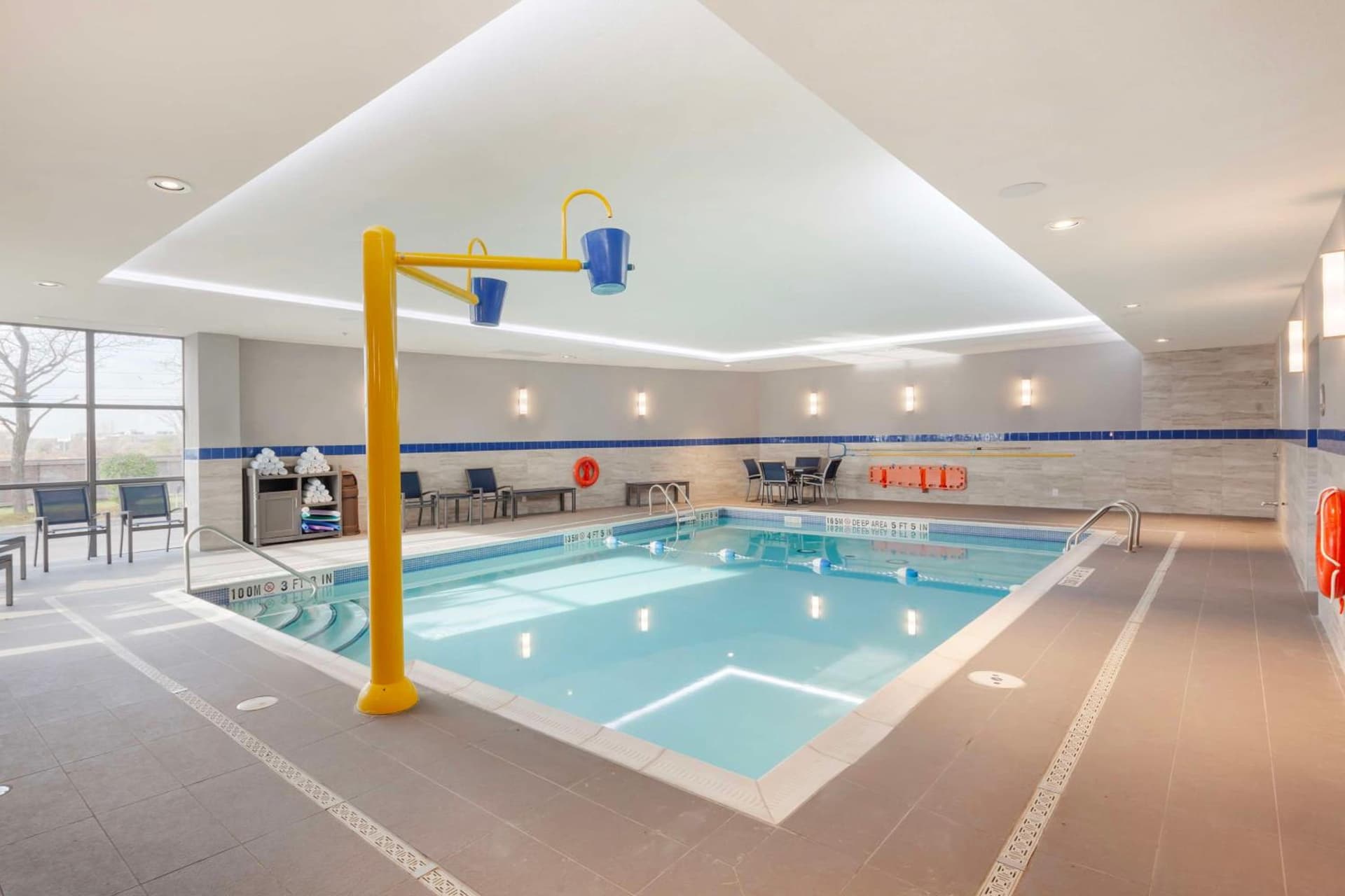 GLō Best Western Toronto Mississauga Corporate Centre
