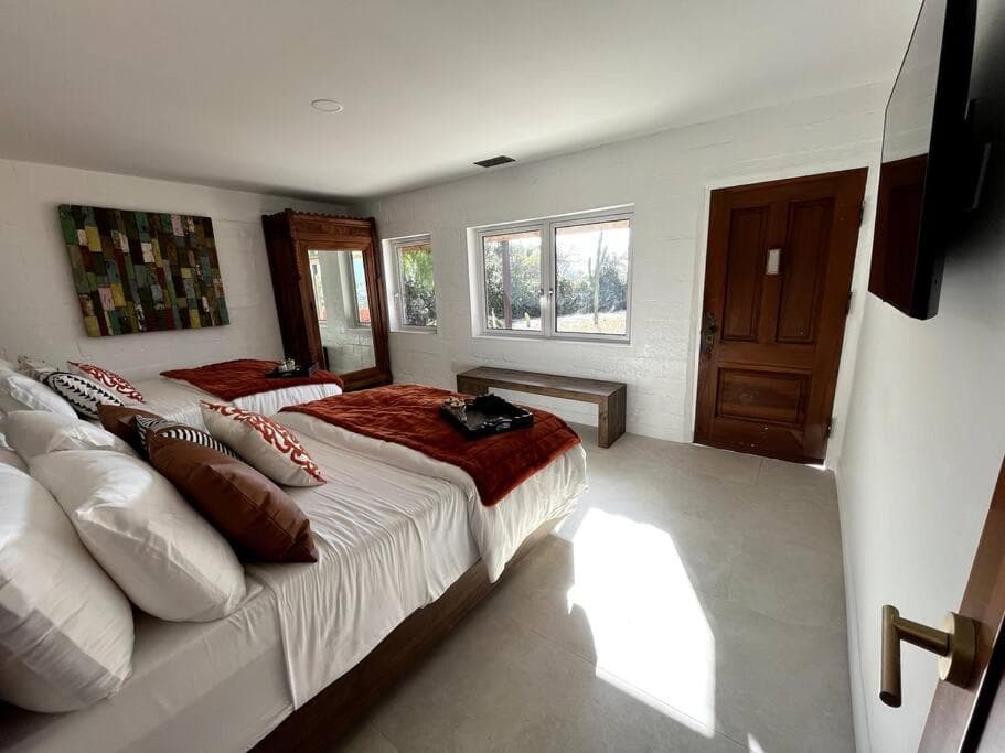 Private Hacienda with Heated Pool and Spa with Amazing Views