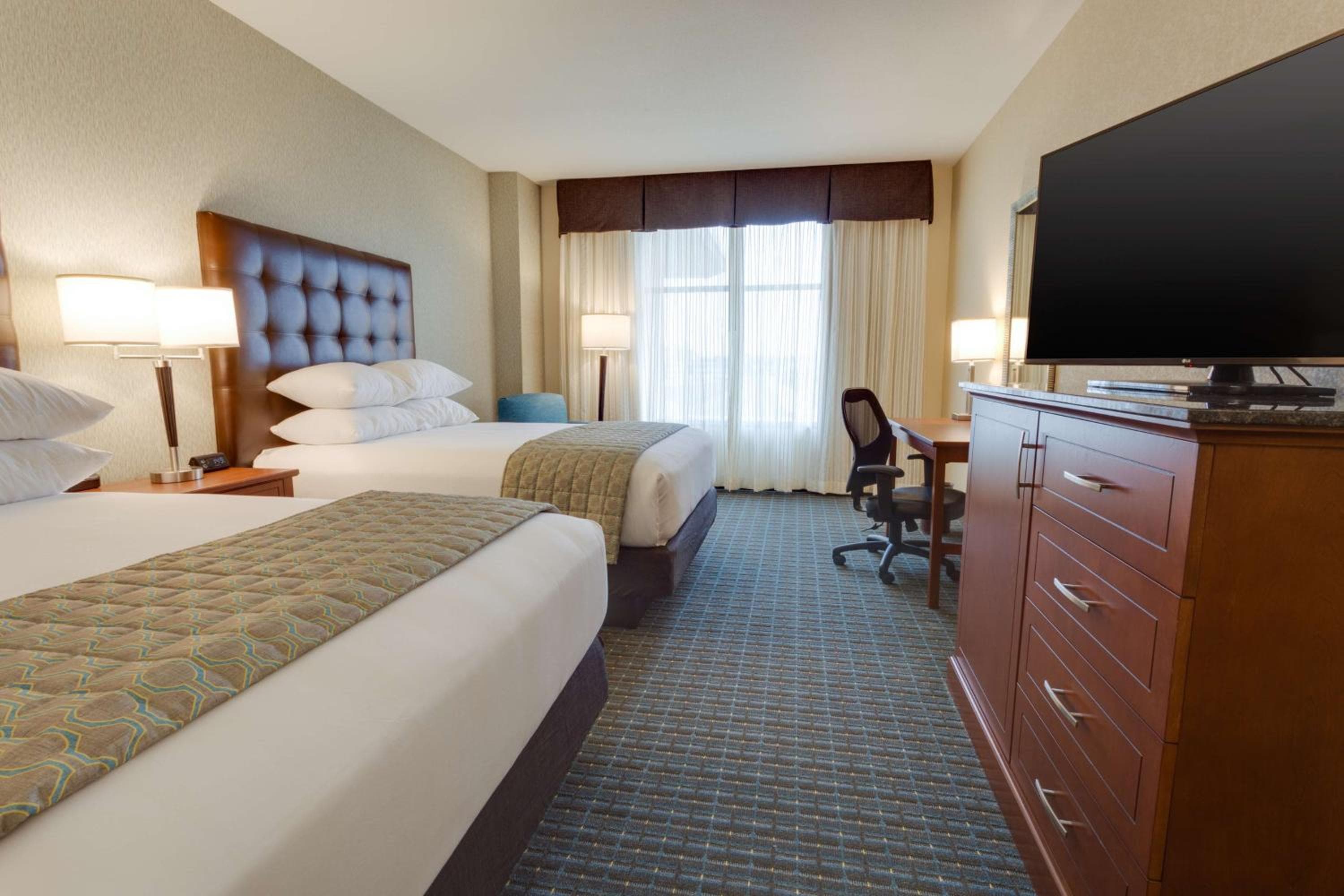 Drury Plaza Hotel St. Louis St. Charles