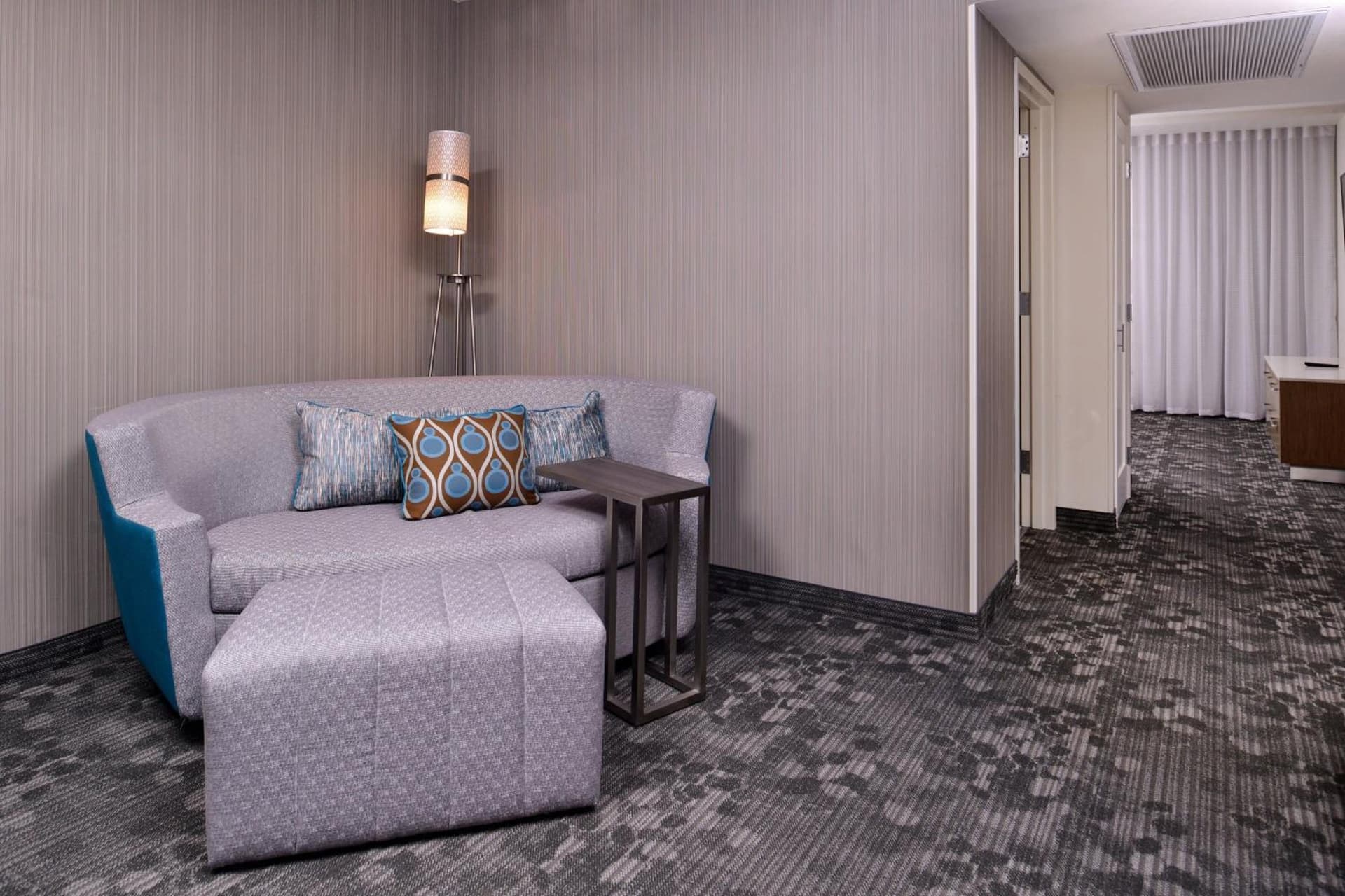 Courtyard by Marriott Edina Bloomington