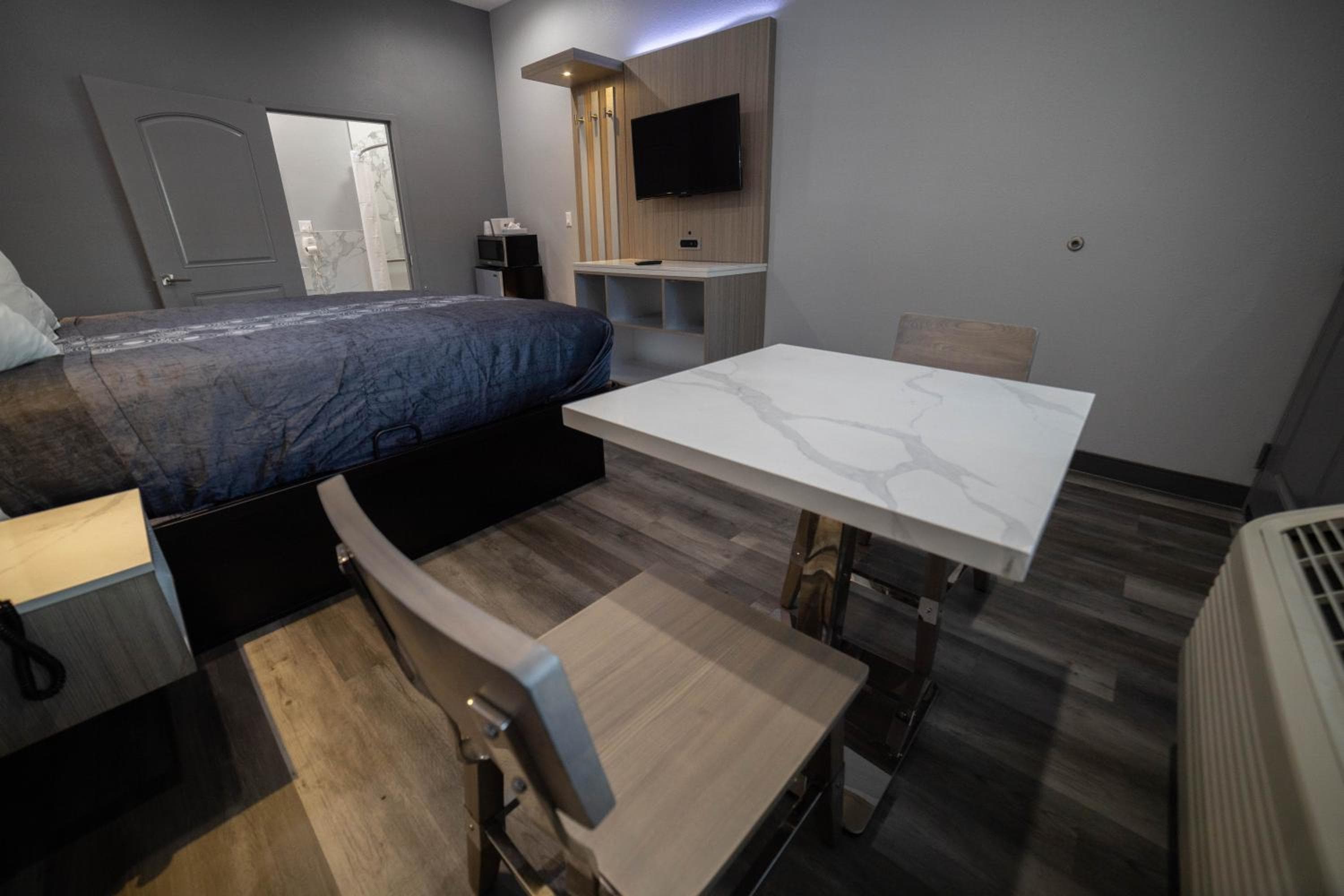 Travelodge by Wyndham Whittier
