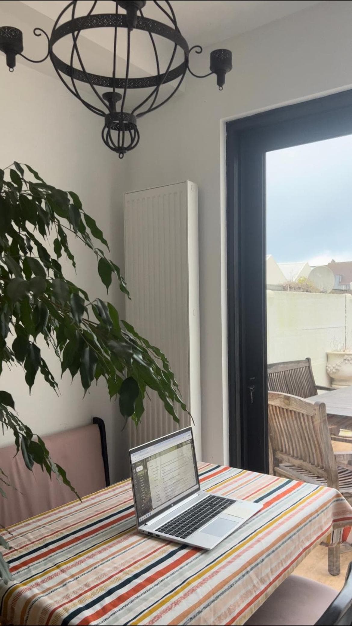 Appartement Spacieux 3 chambres Grand Jardin Centre Vilvoorde Bruxelles BrusselsAirport Expo NATO Anvers Wifi Free Parking