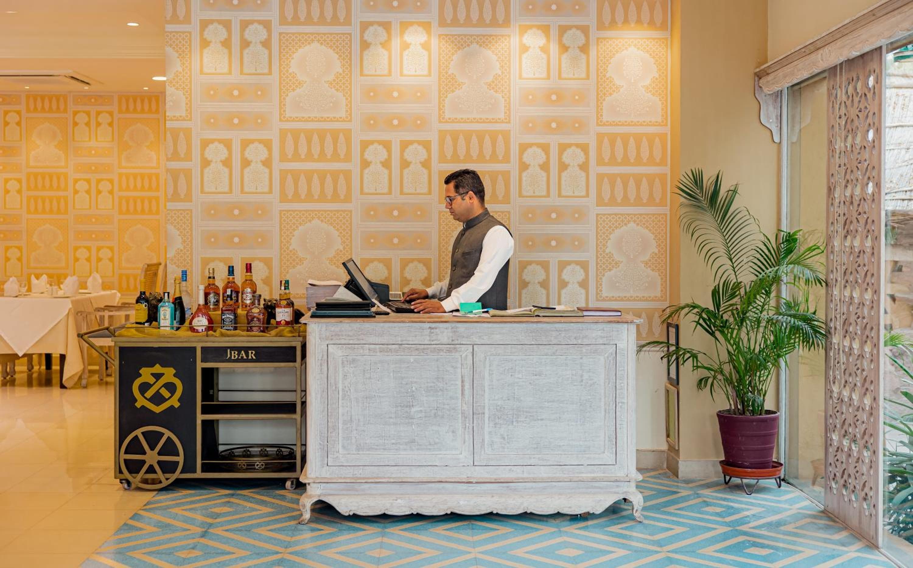 Ajit Bhawan - A Palace Resort