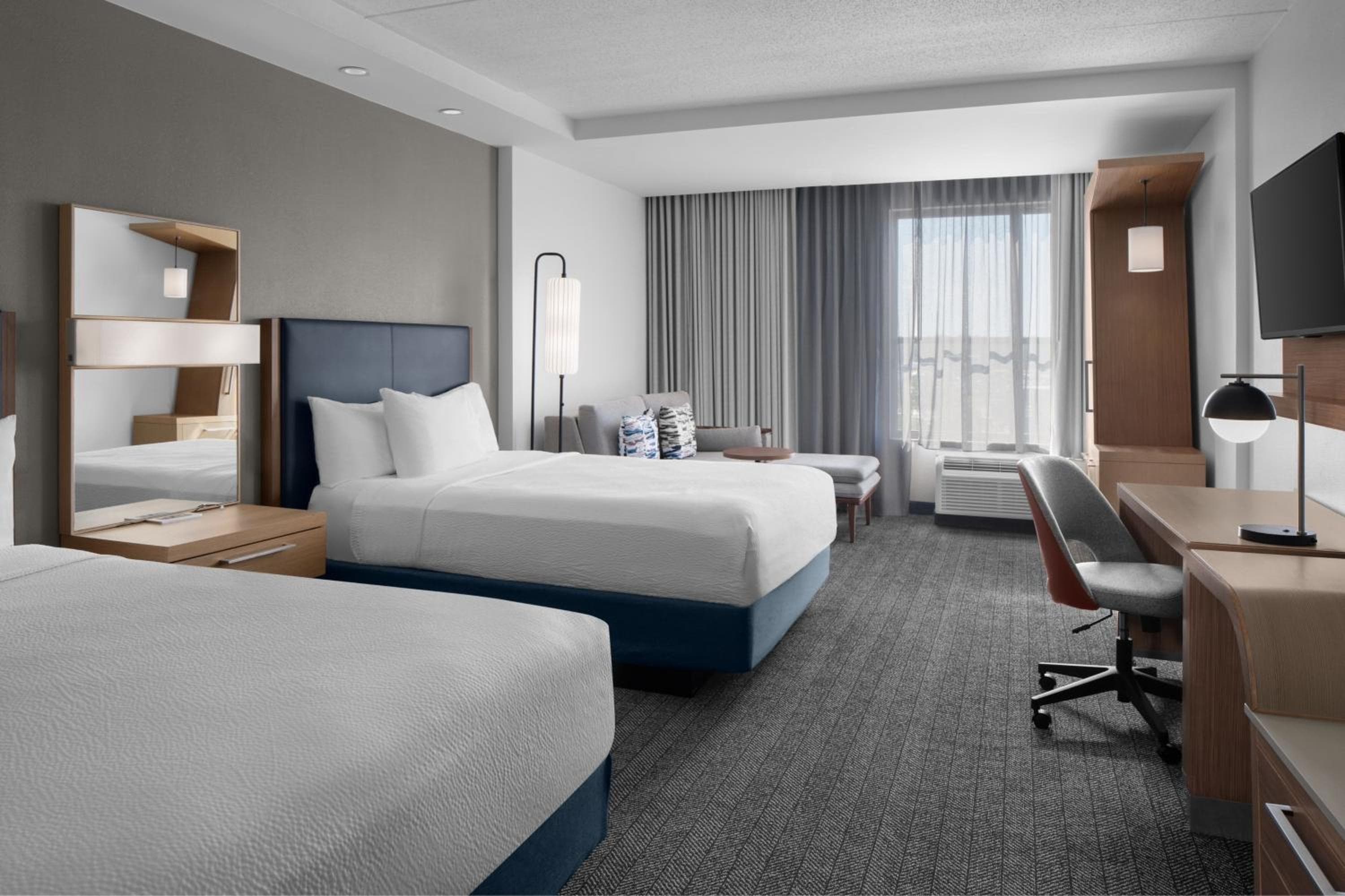 Courtyard by Marriott Charleston Summerville