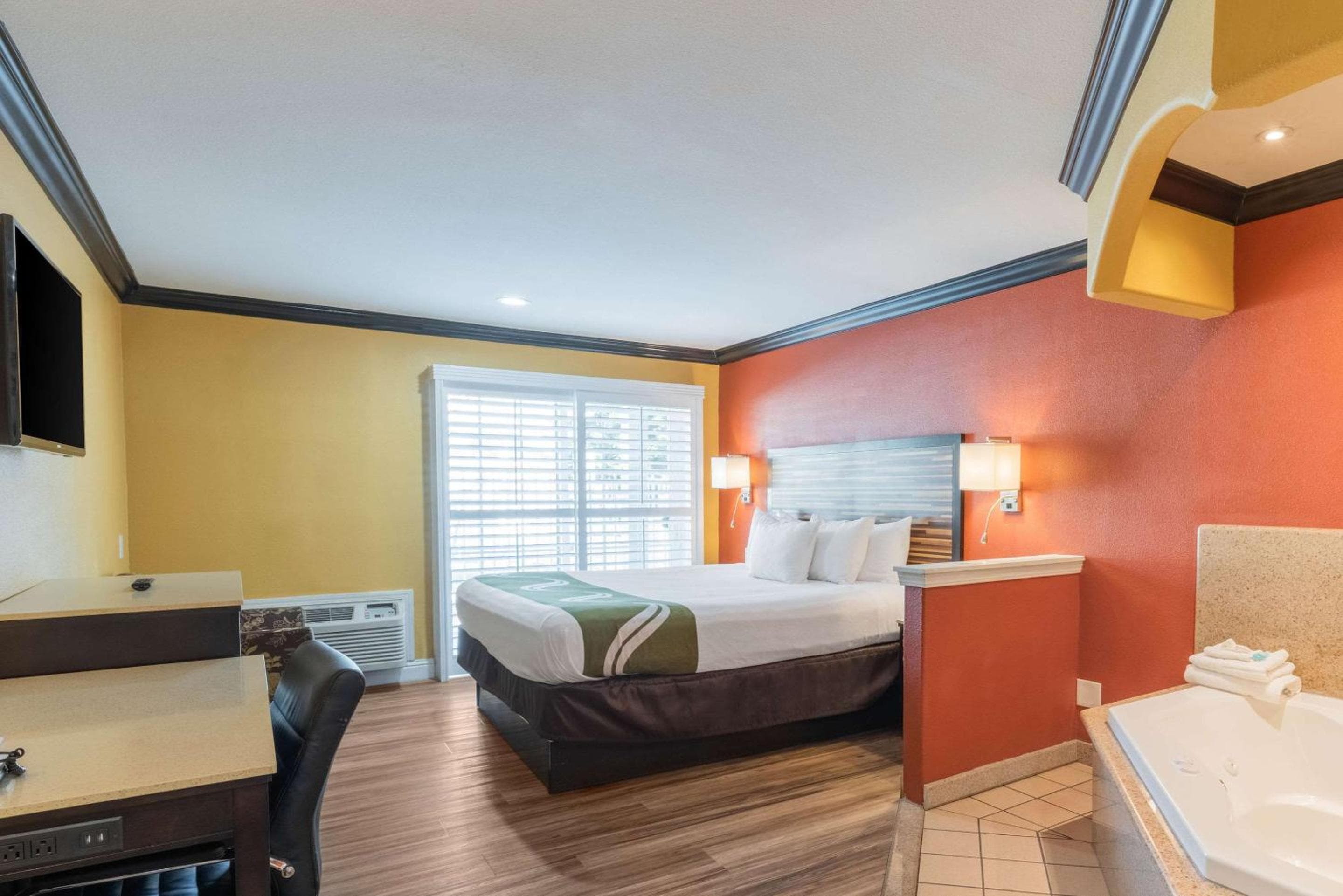 Quality Inn & Suites Sacramento Downtown Area