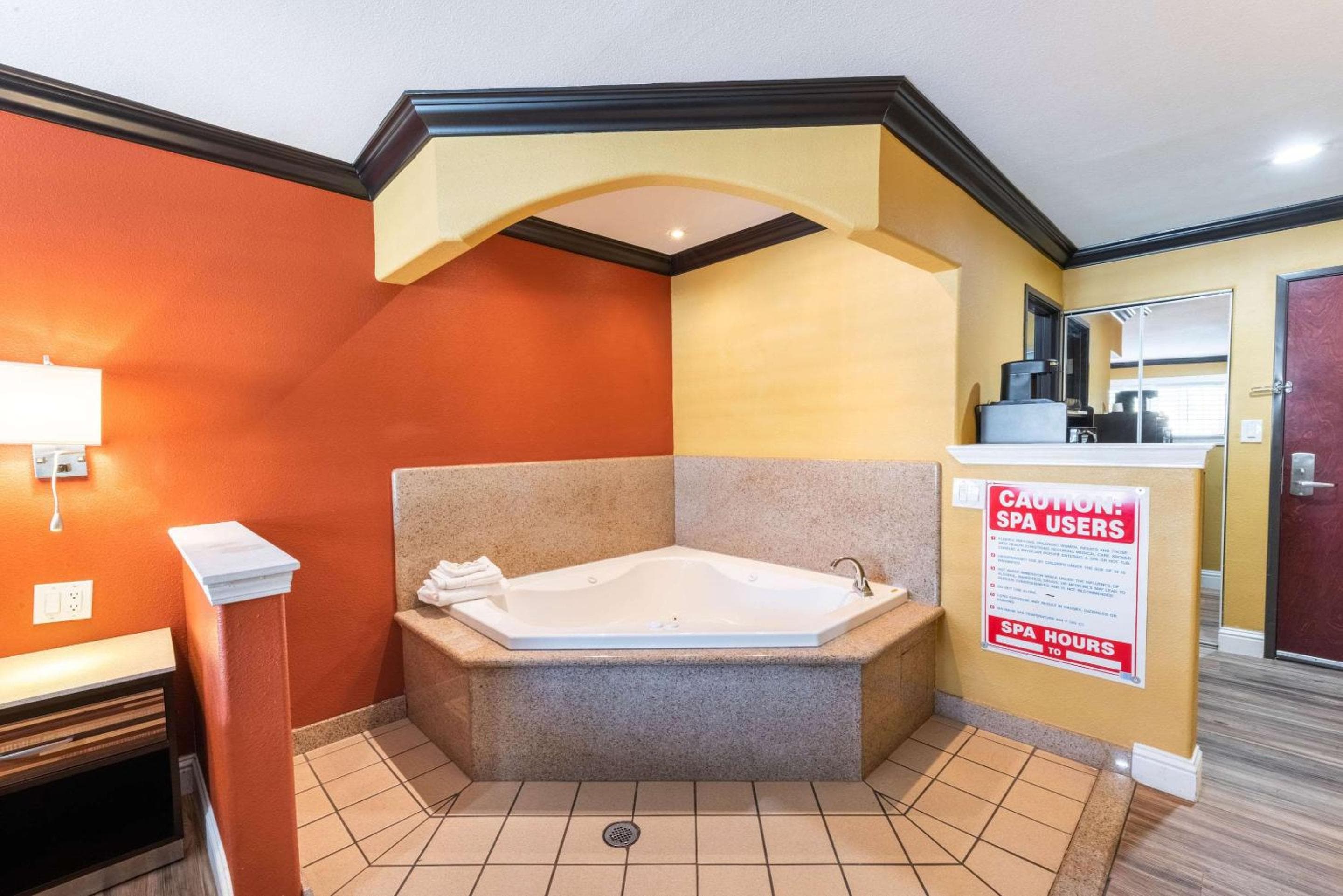 Quality Inn & Suites Sacramento Downtown Area