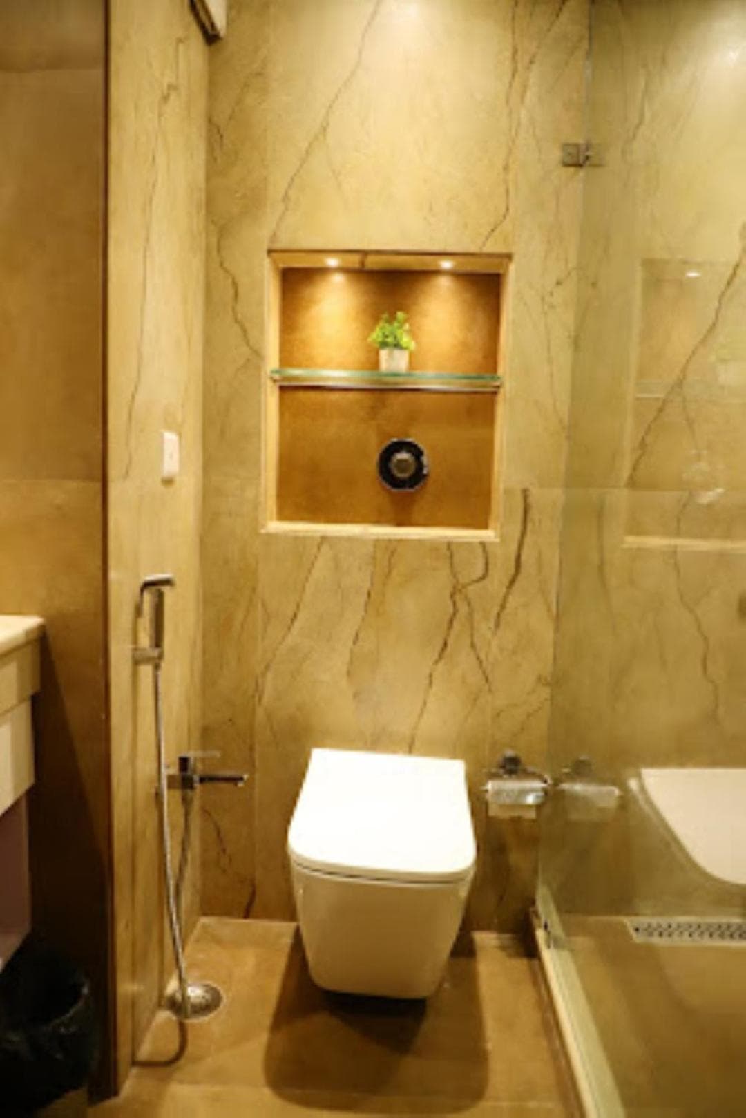 Hotel Clarks Grand , Gorakhpur