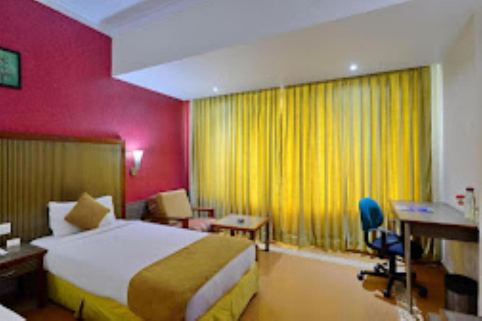 Hotel Clarks Grand , Gorakhpur